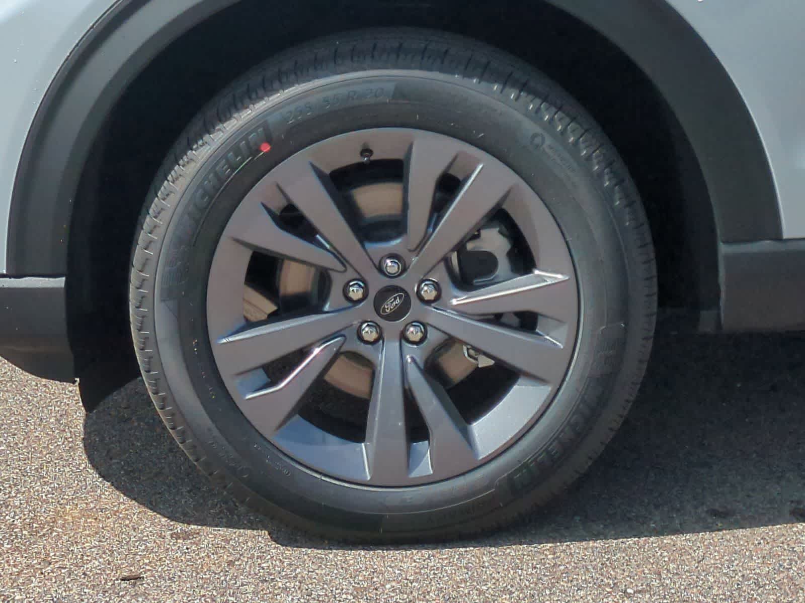 Thumbnail: 2026 Ford Explorer - 13