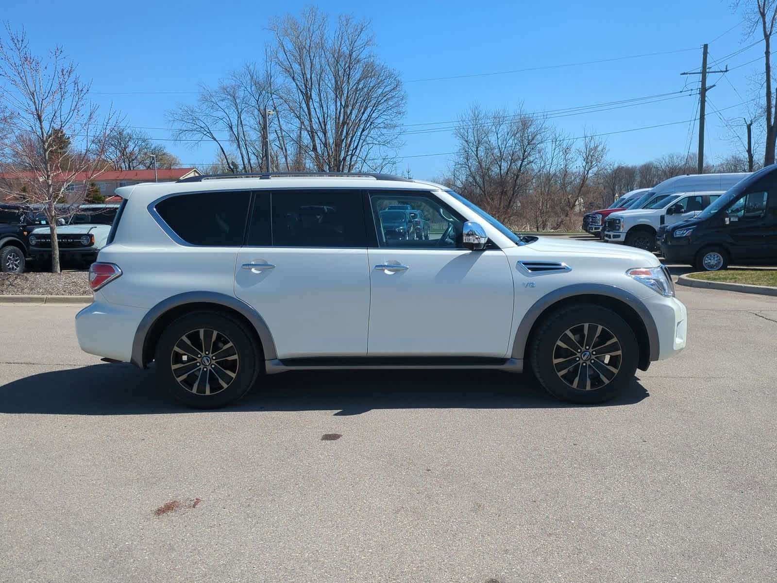 Thumbnail: 2017 Nissan Armada - 6