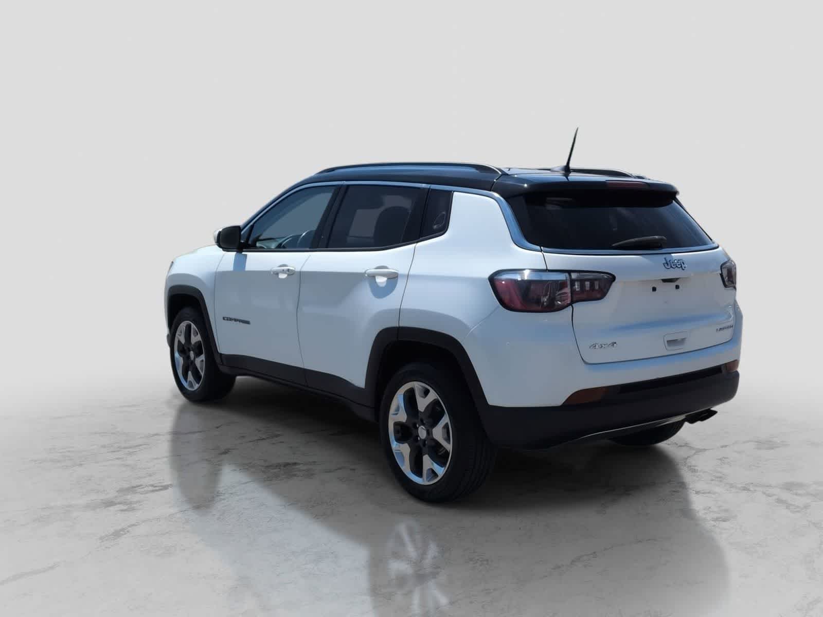 Thumbnail: 2019 Jeep Compass - 3