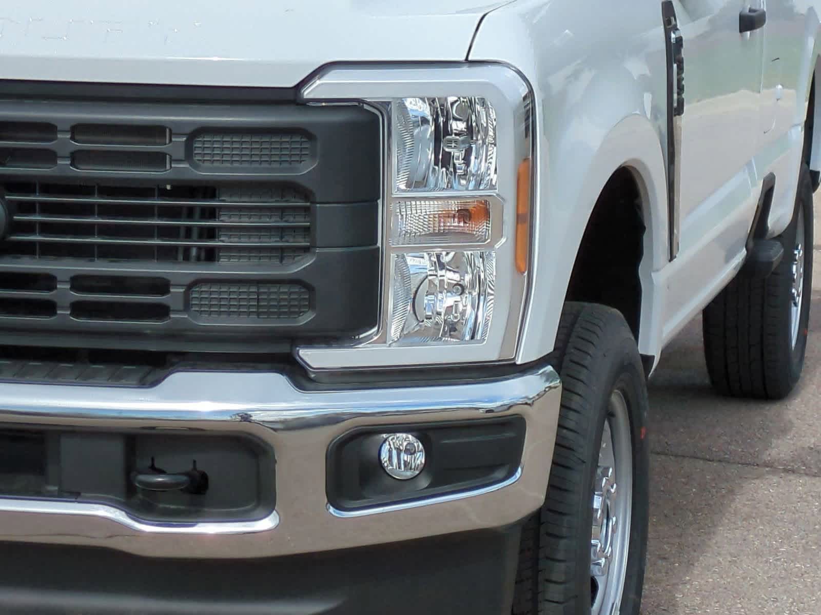 Thumbnail: 2025 Ford Econoline - 11