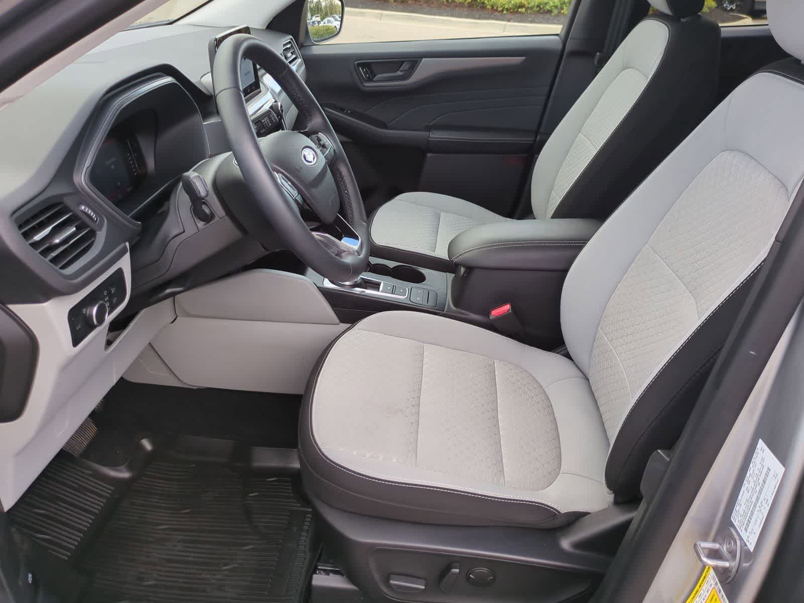 Thumbnail: 2023 Ford Escape - 16