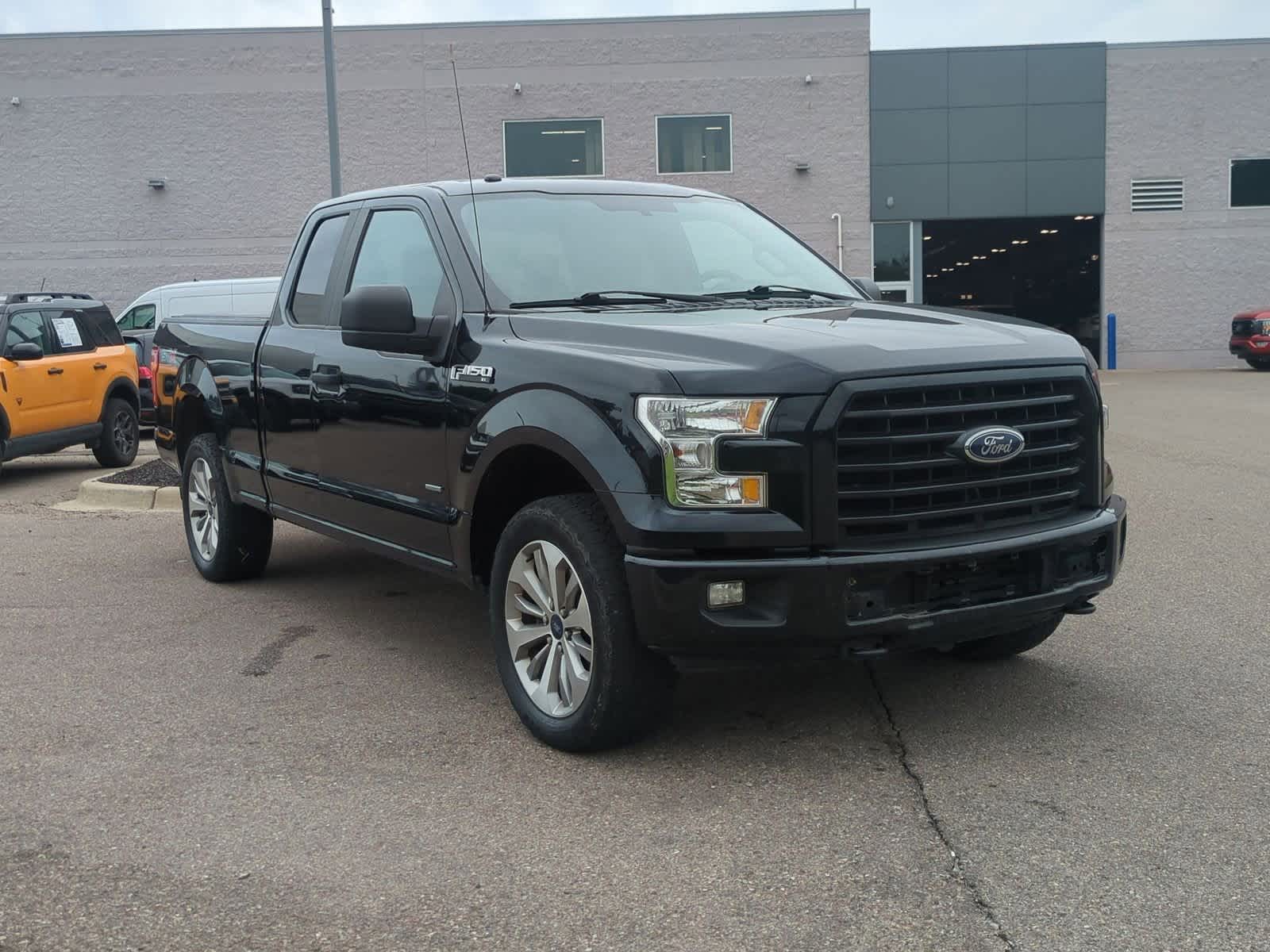 Thumbnail: 2017 Ford F-150 - 2