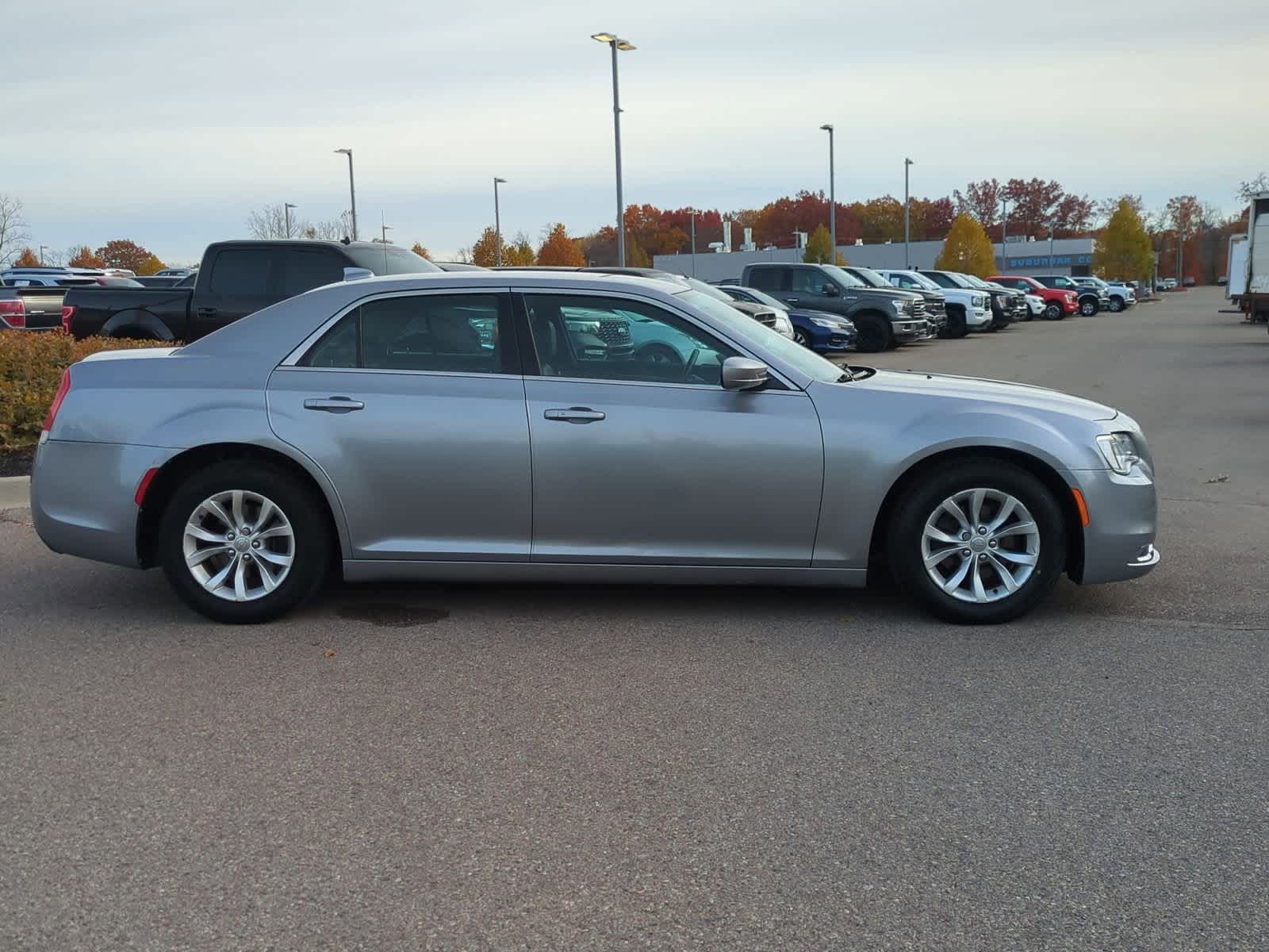 Thumbnail: 2015 Chrysler 300 - 9
