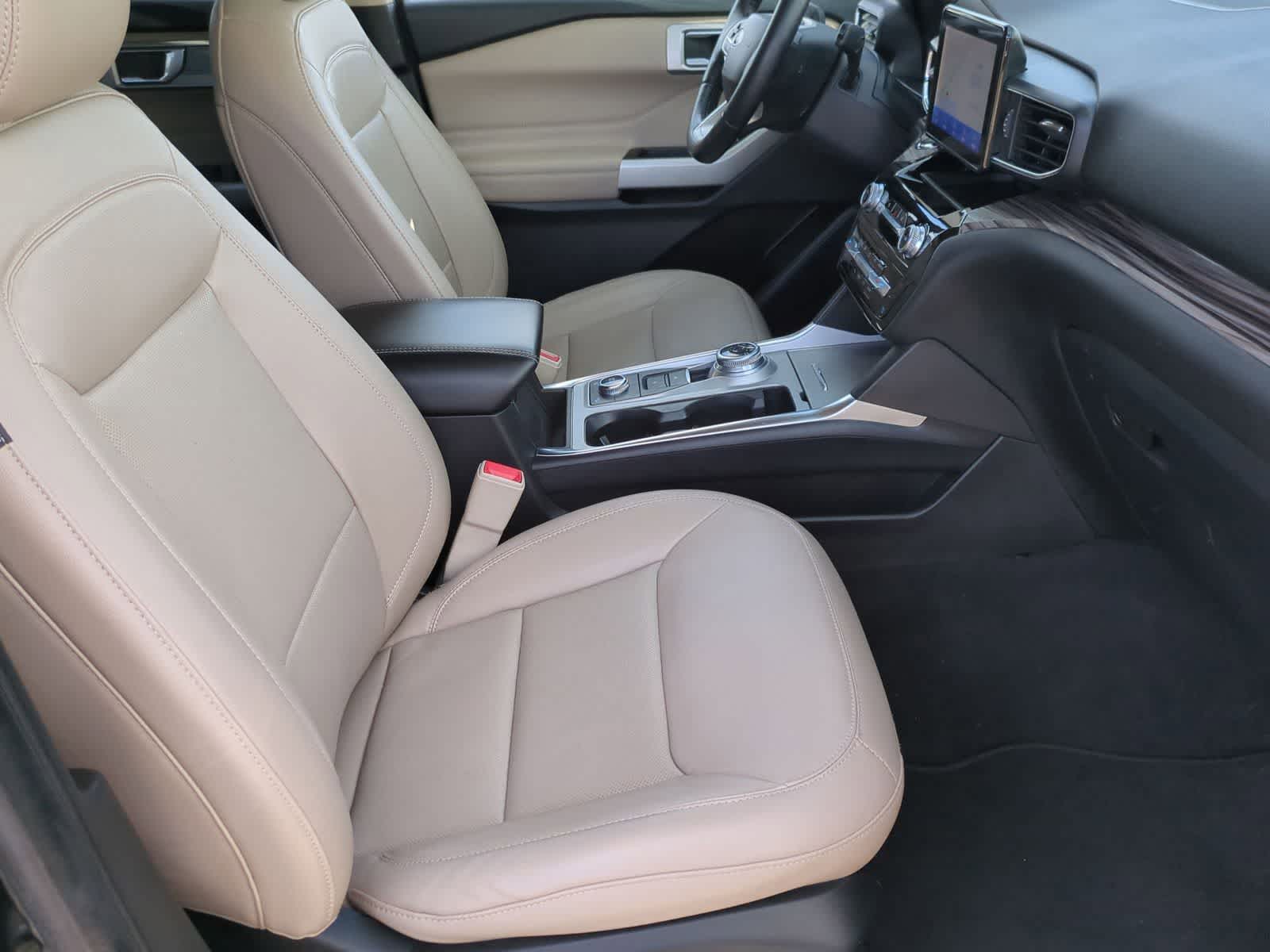 Thumbnail: 2023 Ford Explorer - 21