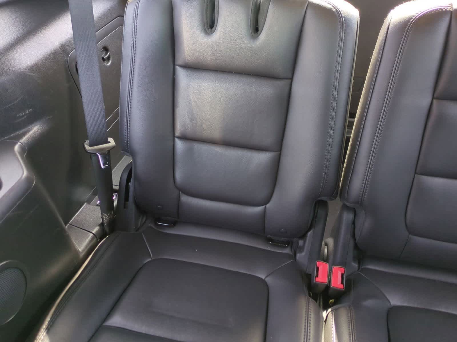 Thumbnail: 2014 Ford Explorer - 23