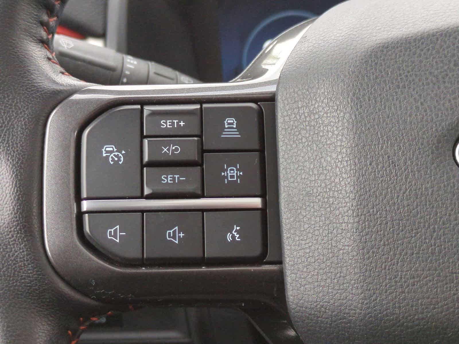 Thumbnail: 2023 Ford Expedition - 25