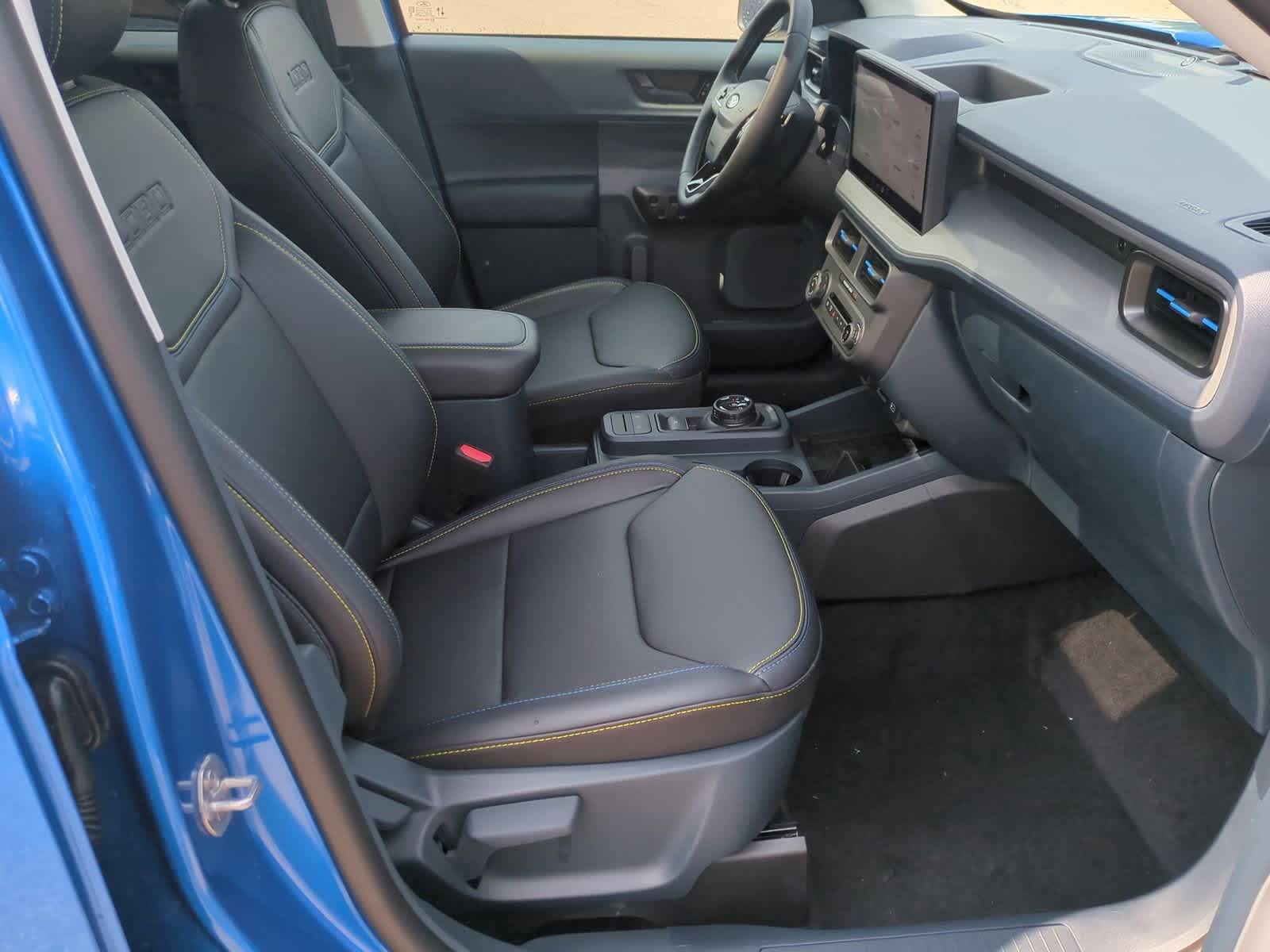 Thumbnail: 2025 Ford Maverick - 23