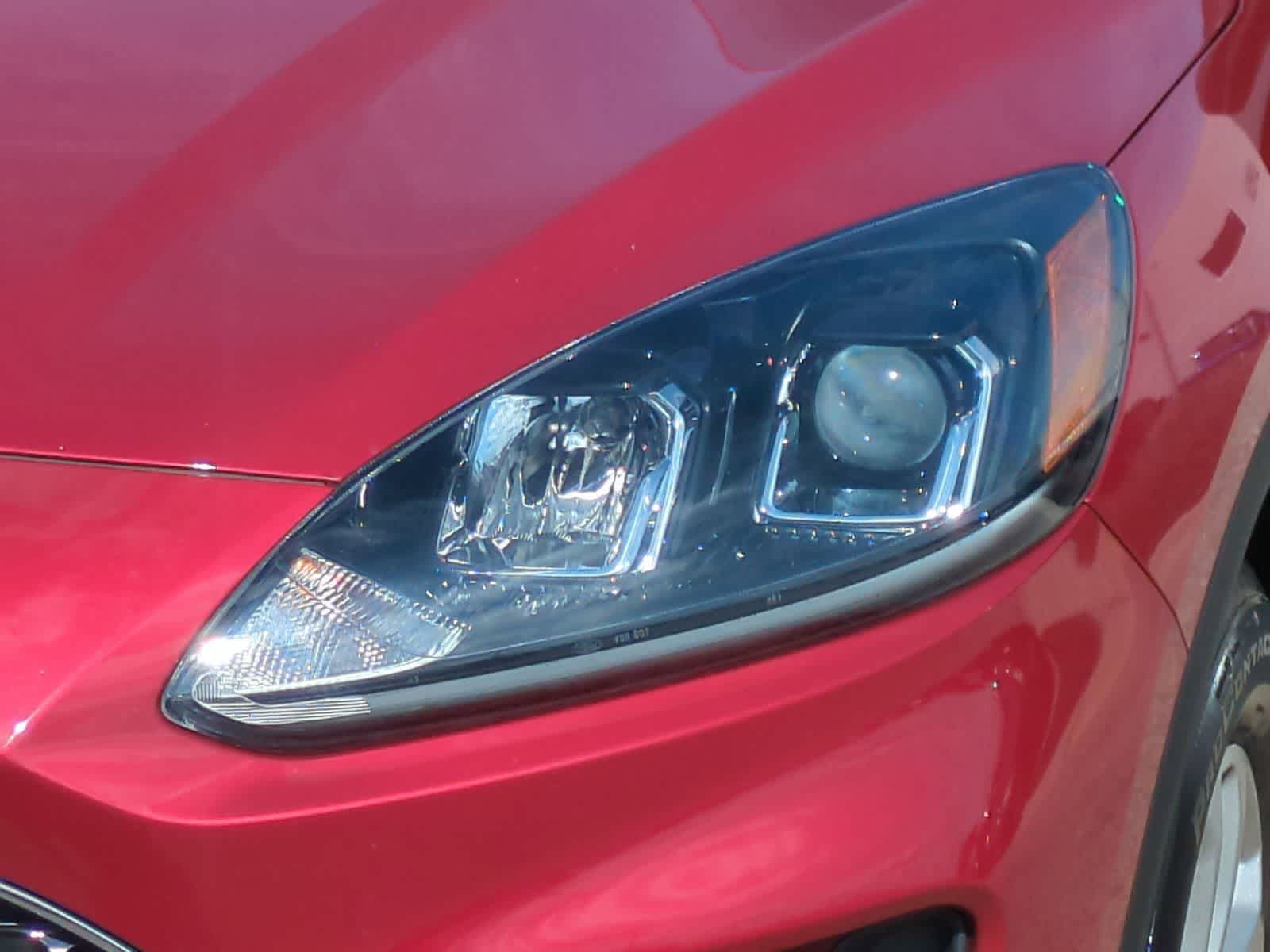 Thumbnail: 2022 Ford Escape - 11