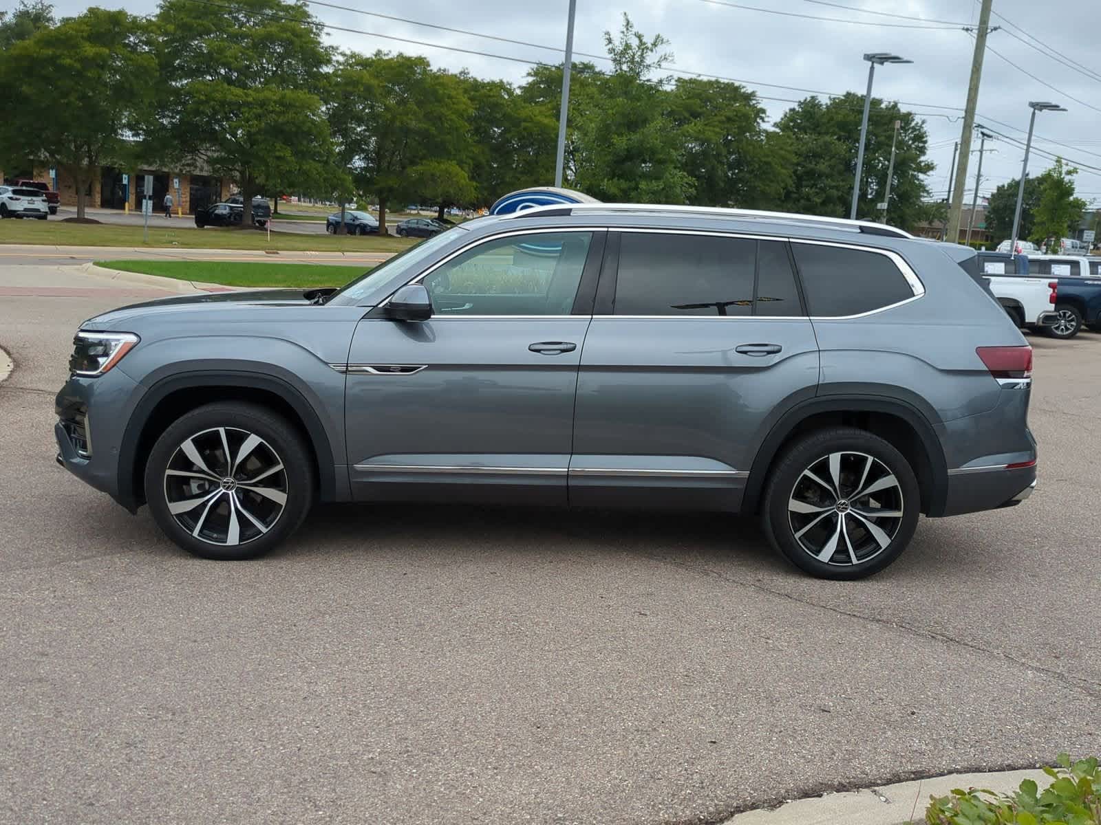 Thumbnail: 2024 Volkswagen Atlas - 5