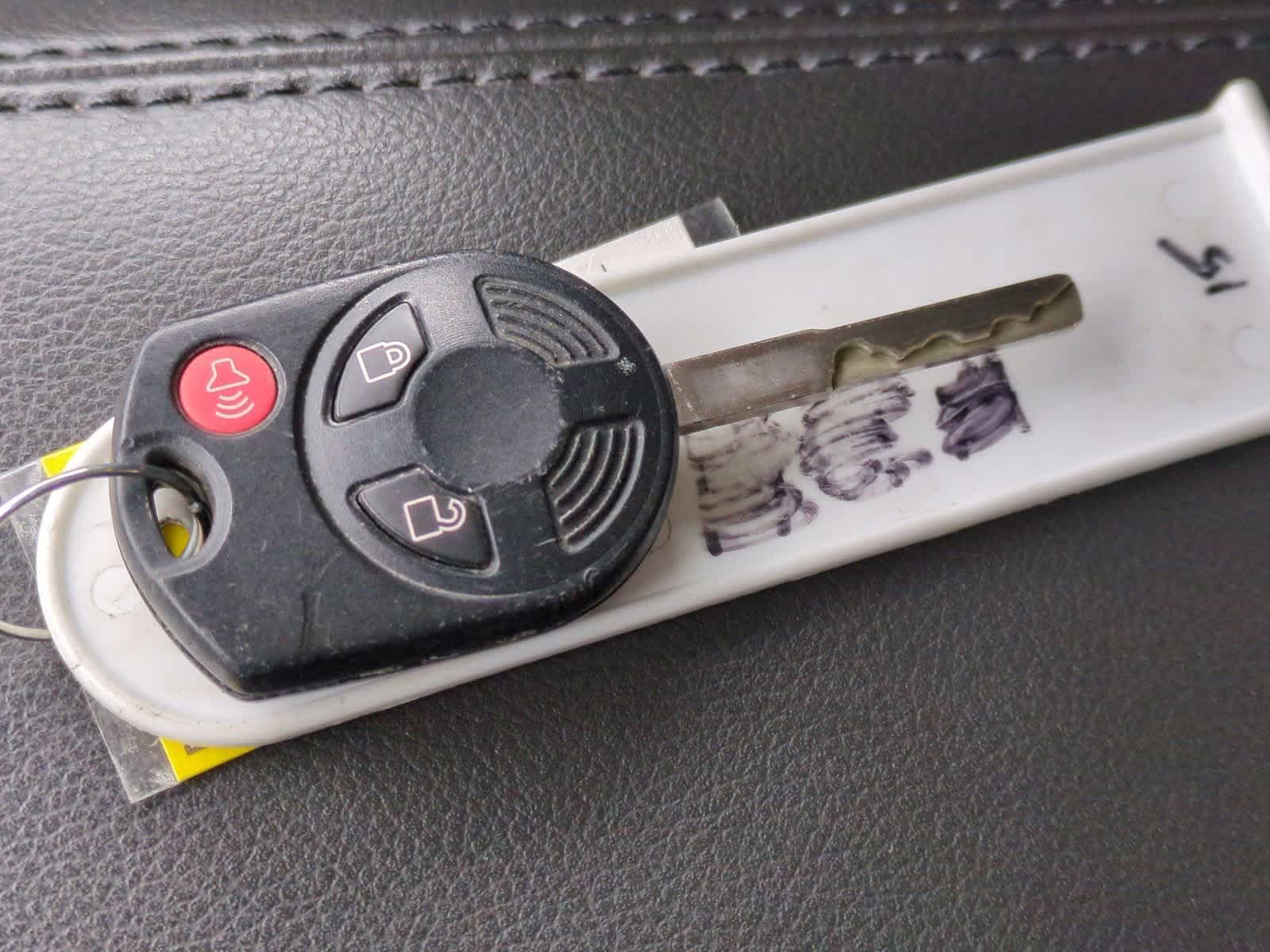 Thumbnail: 2014 Ford Escape - 34