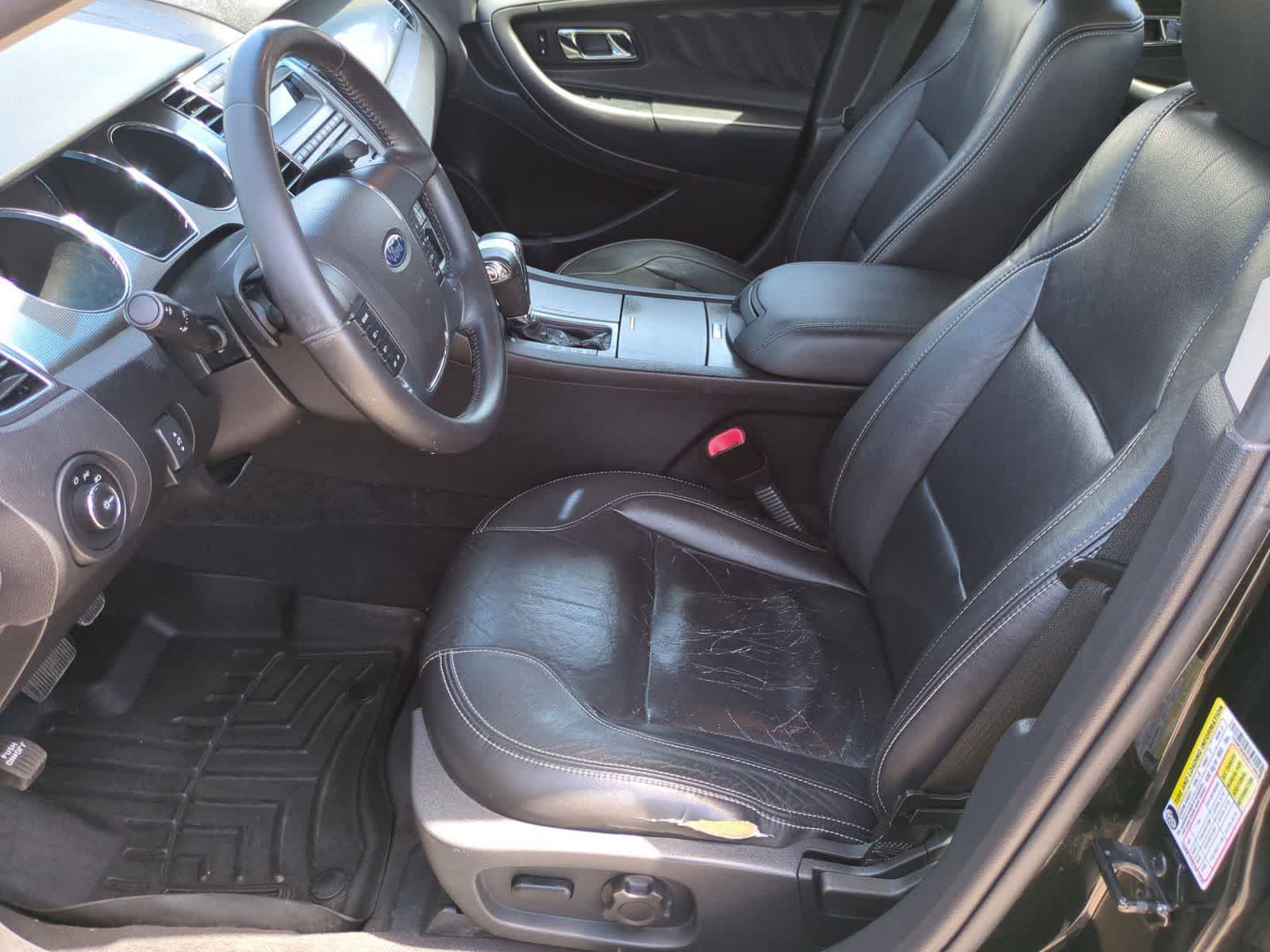 Thumbnail: 2011 Ford Taurus - 16
