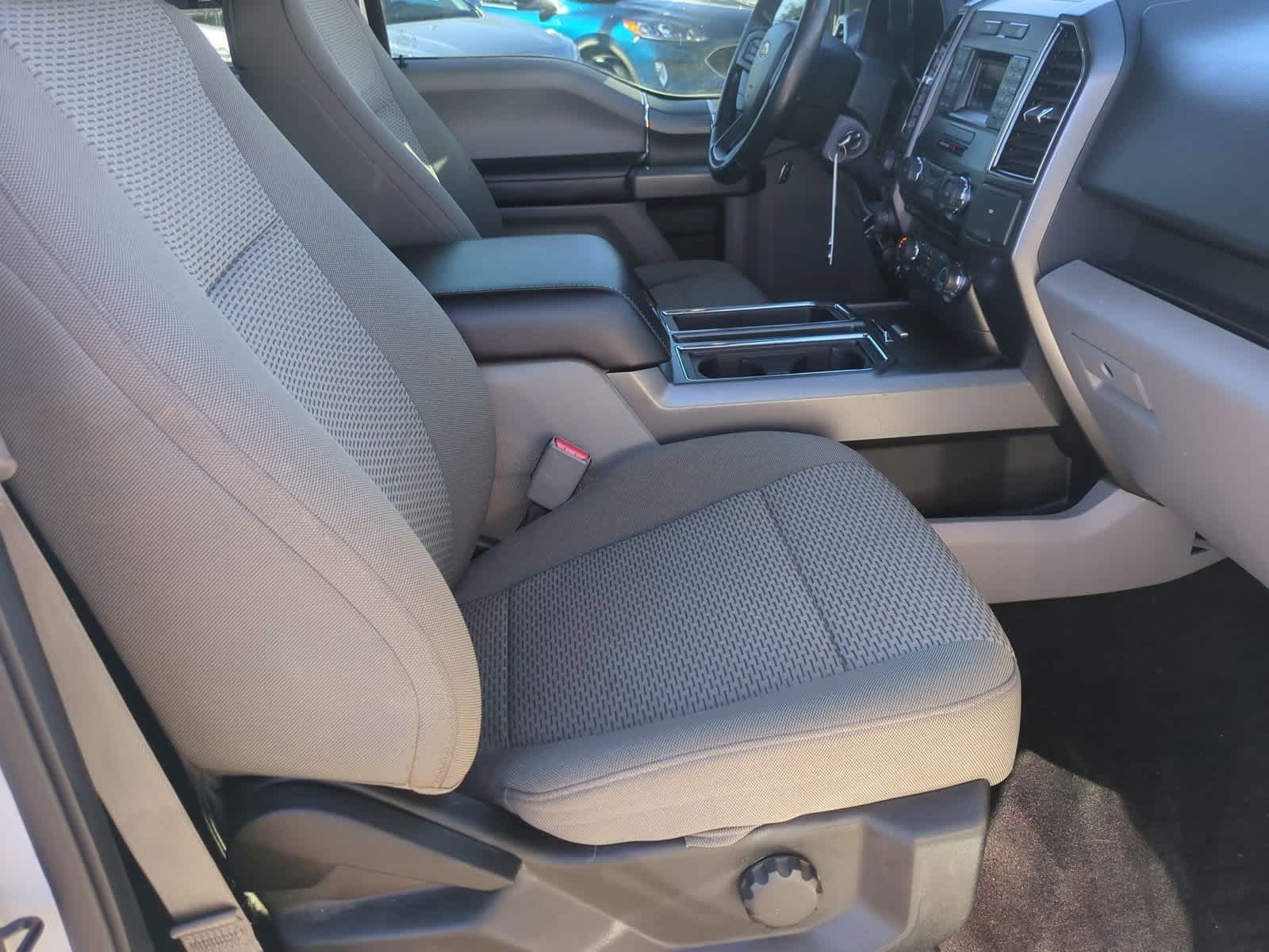Thumbnail: 2017 Ford F-150 - 21