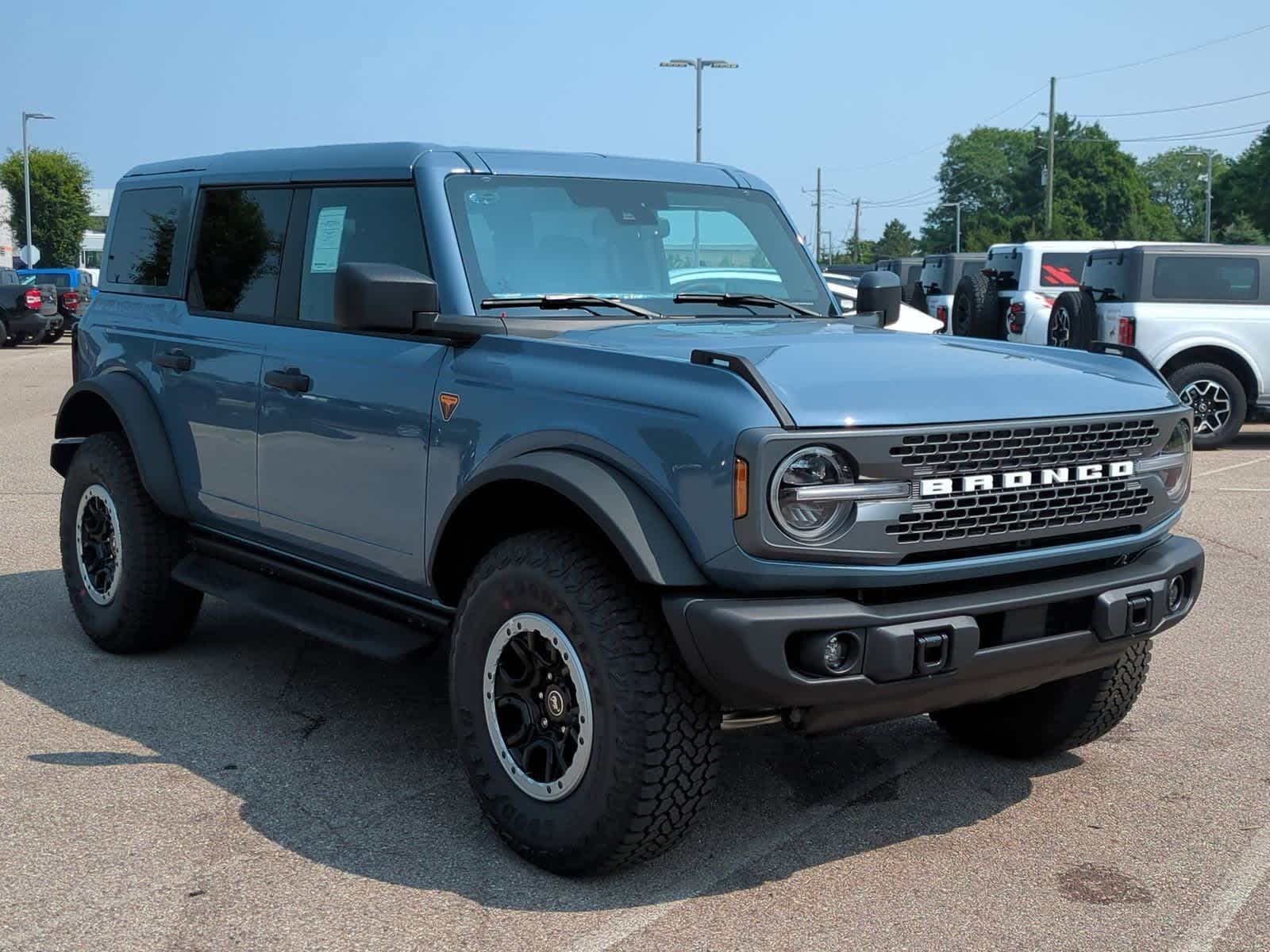 Thumbnail: 2025 Ford Bronco - 2