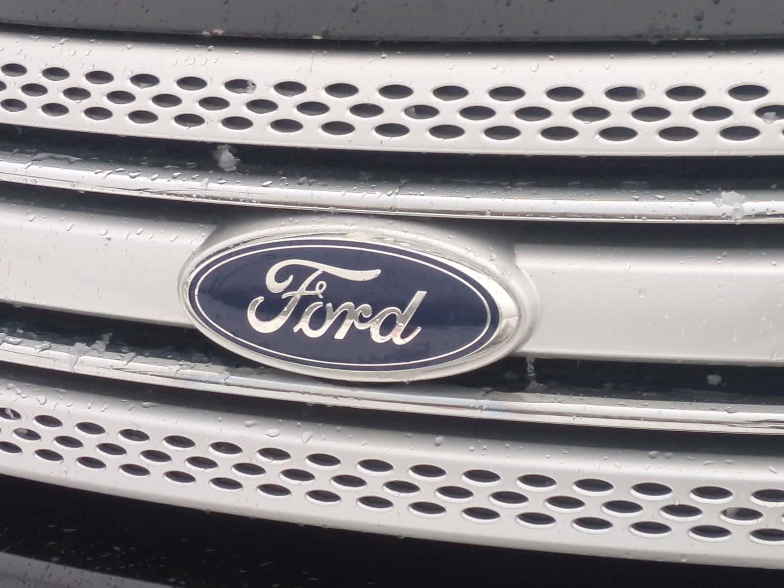 Thumbnail: 2015 Ford Explorer - 12