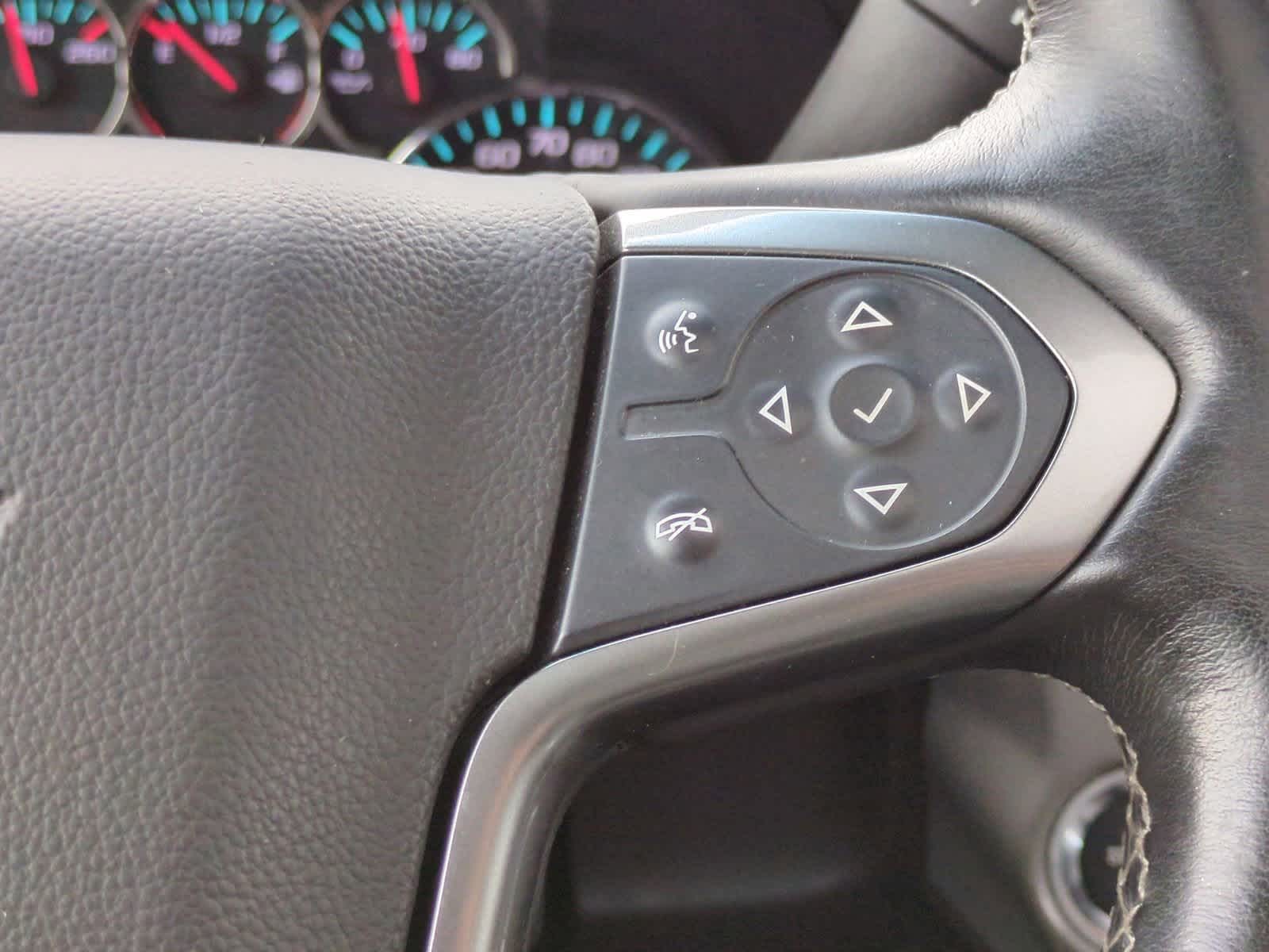 Thumbnail: 2015 Chevrolet Tahoe - 26
