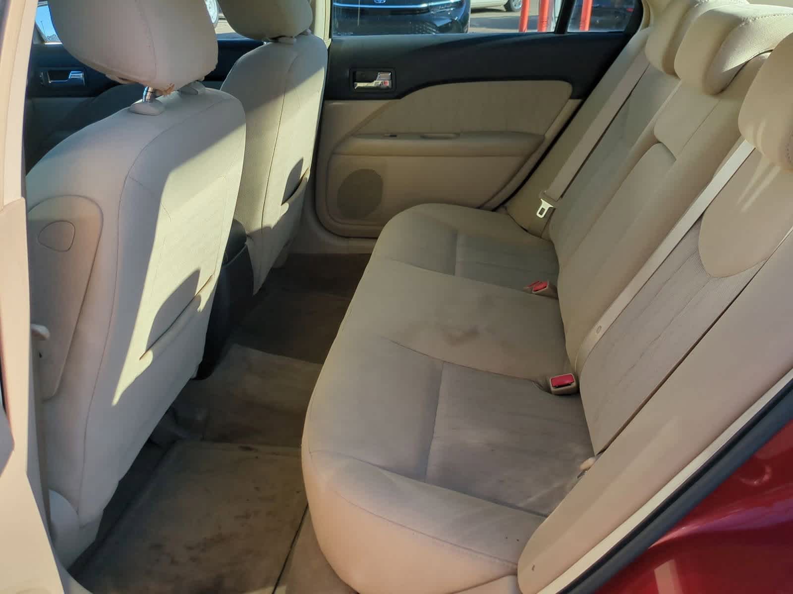 Thumbnail: 2010 Mercury Milan - 20