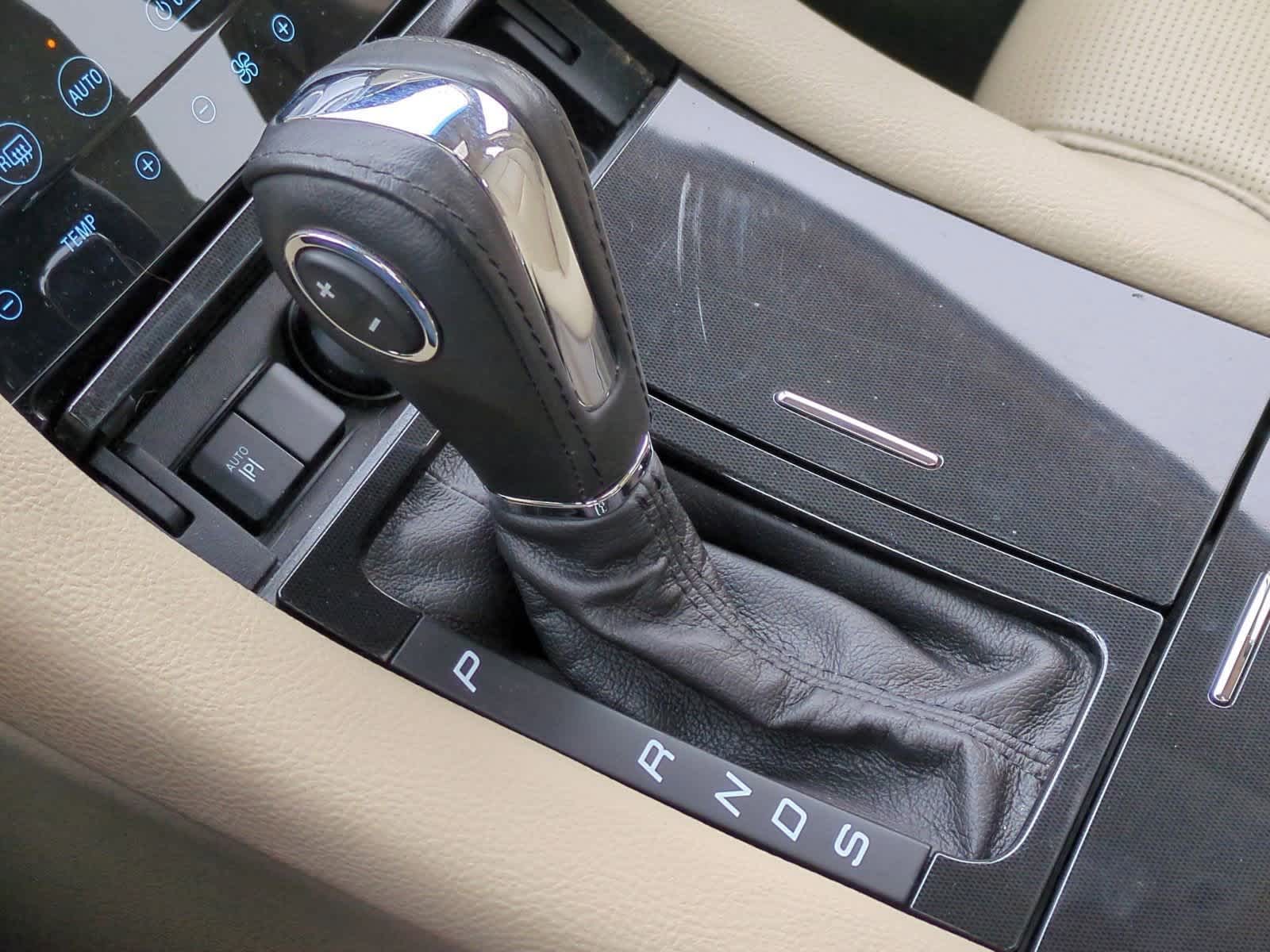 Thumbnail: 2013 Ford Taurus - 33