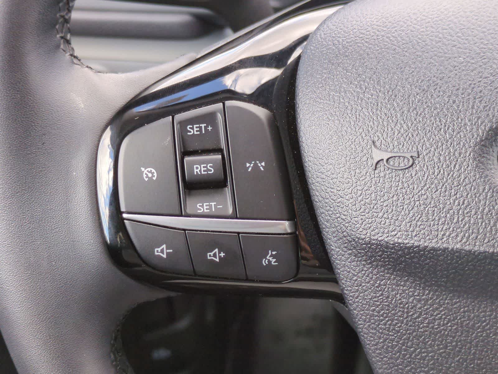 Thumbnail: 2023 Ford Escape - 23