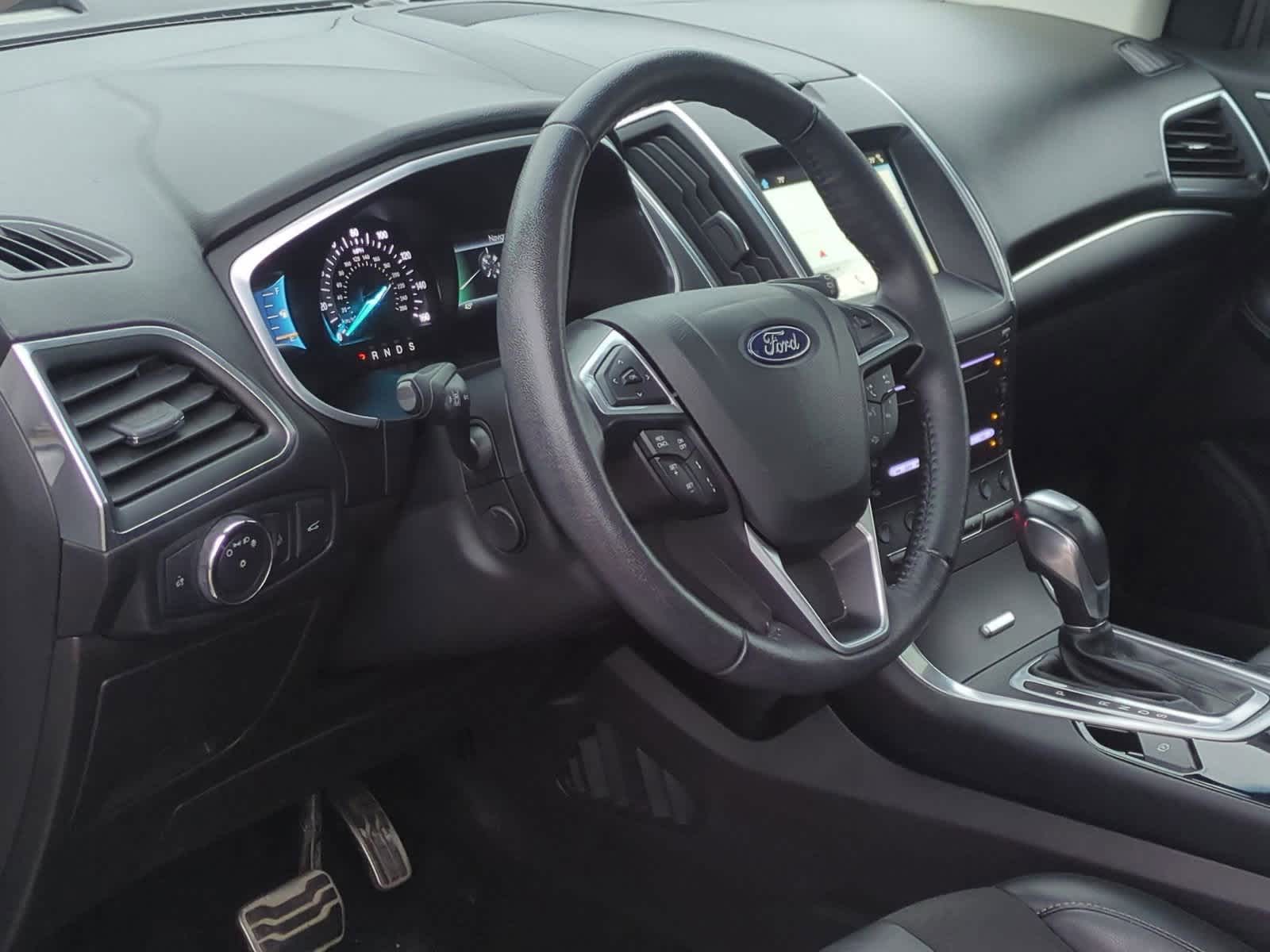 Thumbnail: 2018 Ford Edge - 10