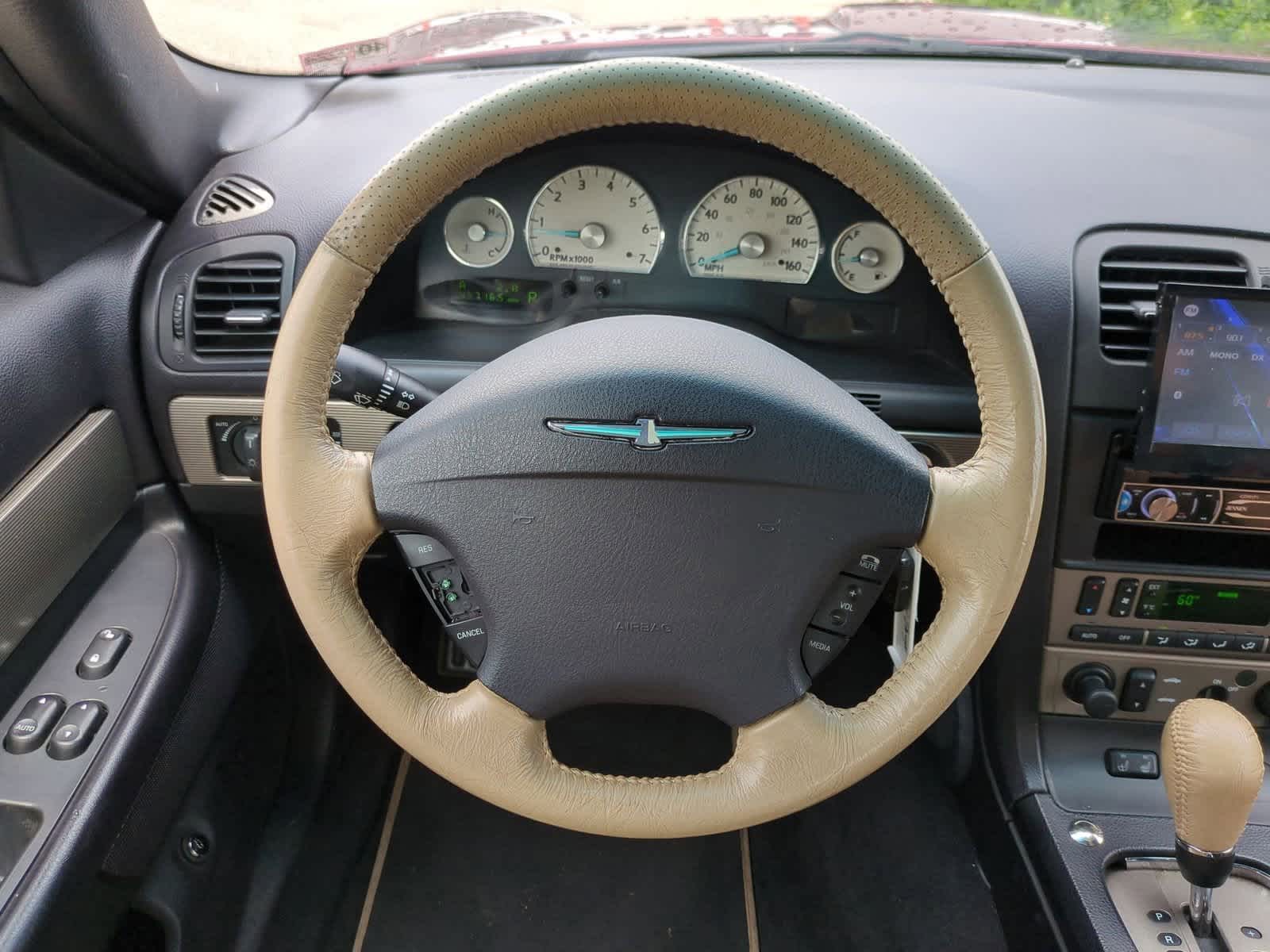 Thumbnail: 2004 Ford Thunderbird - 18