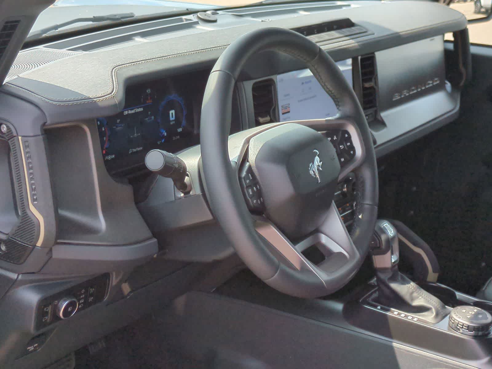 Thumbnail: 2025 Ford Bronco - 10