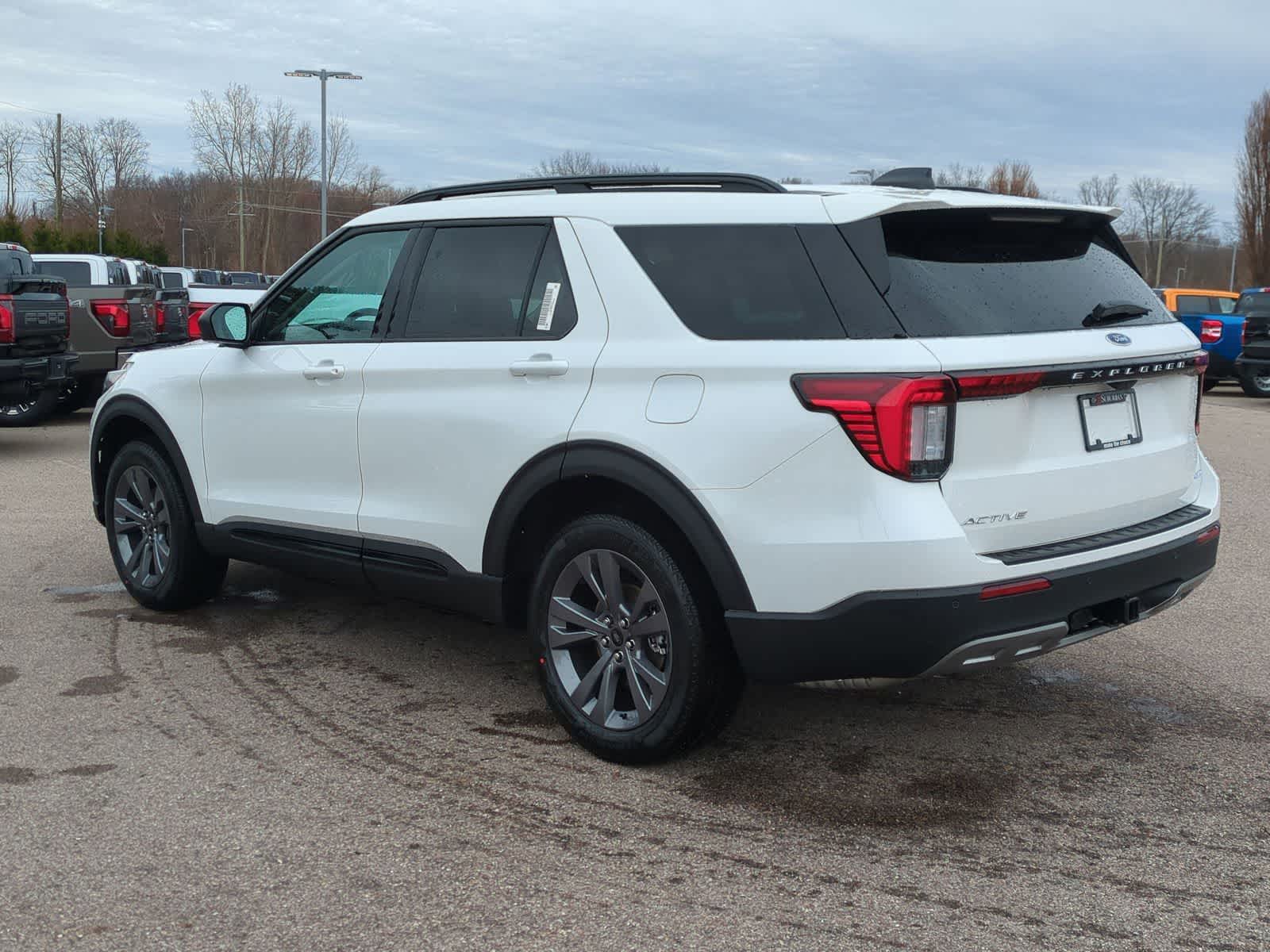 Thumbnail: 2026 Ford Explorer - 6