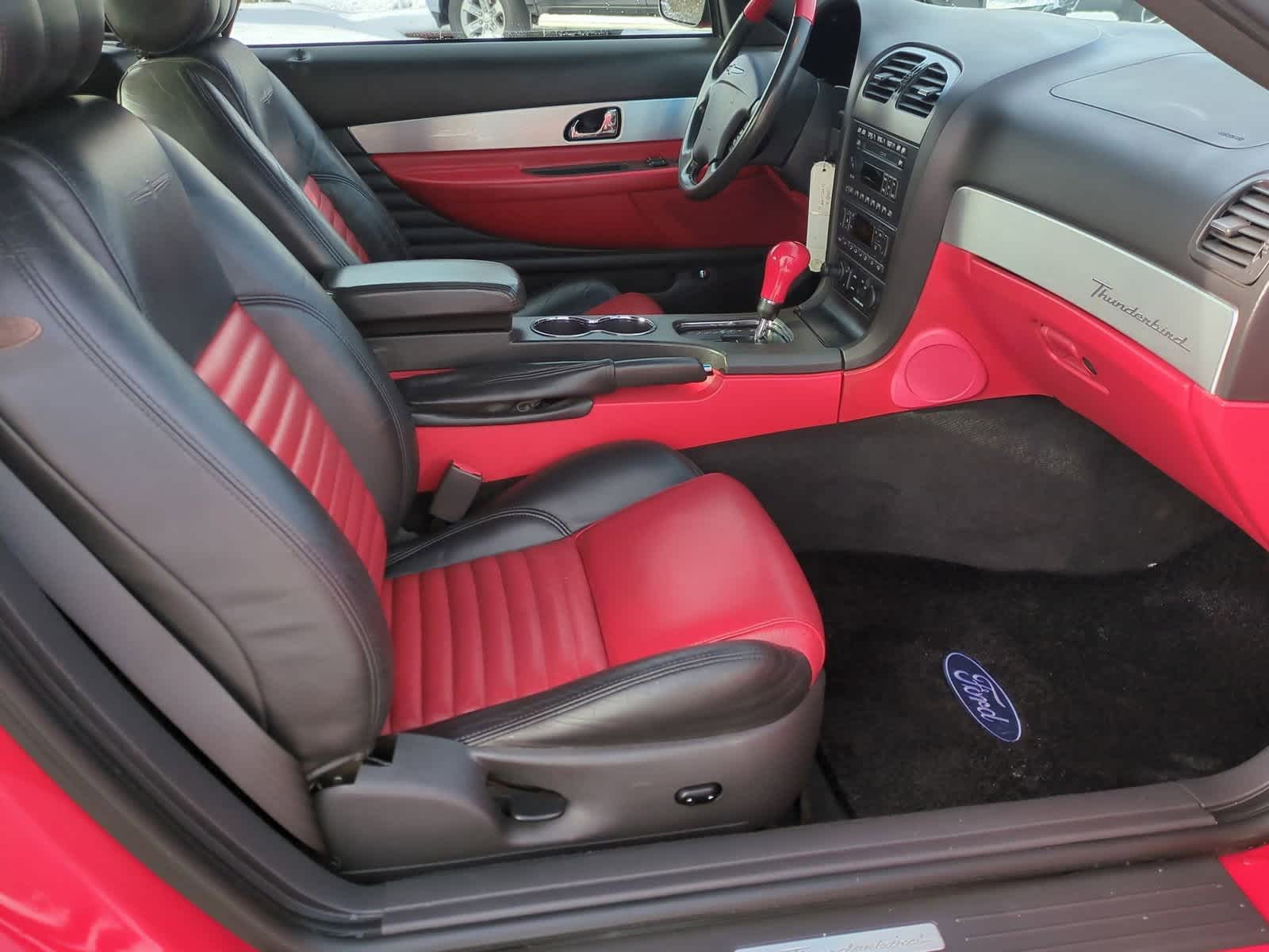 Thumbnail: 2002 Ford Thunderbird - 19