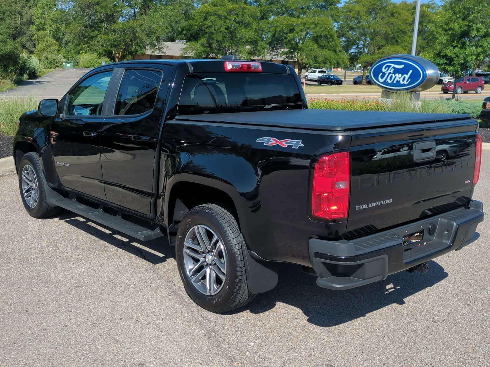 Thumbnail: 2021 Chevrolet Colorado - 6