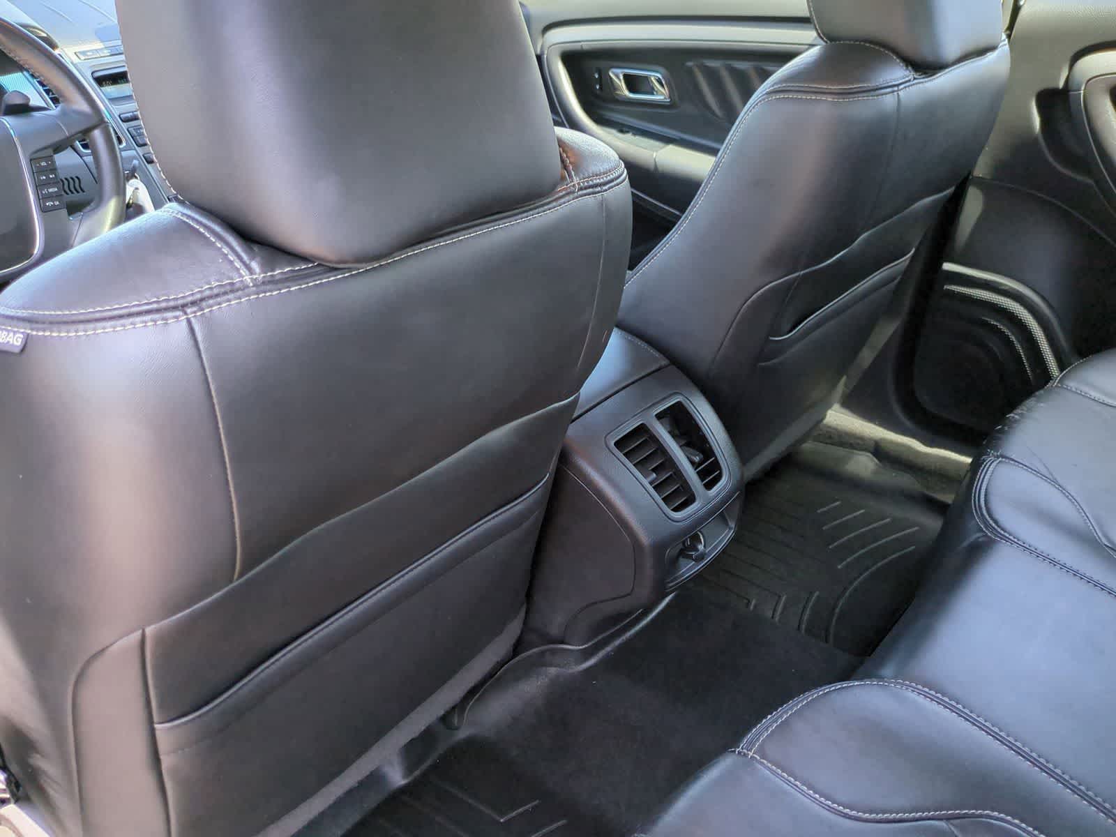 Thumbnail: 2011 Ford Taurus - 18