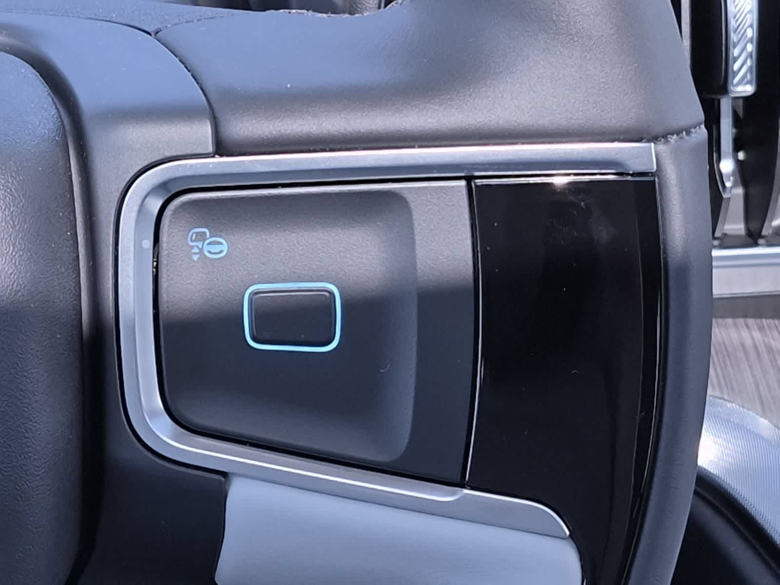 Thumbnail: 2025 Ford Expedition - 26