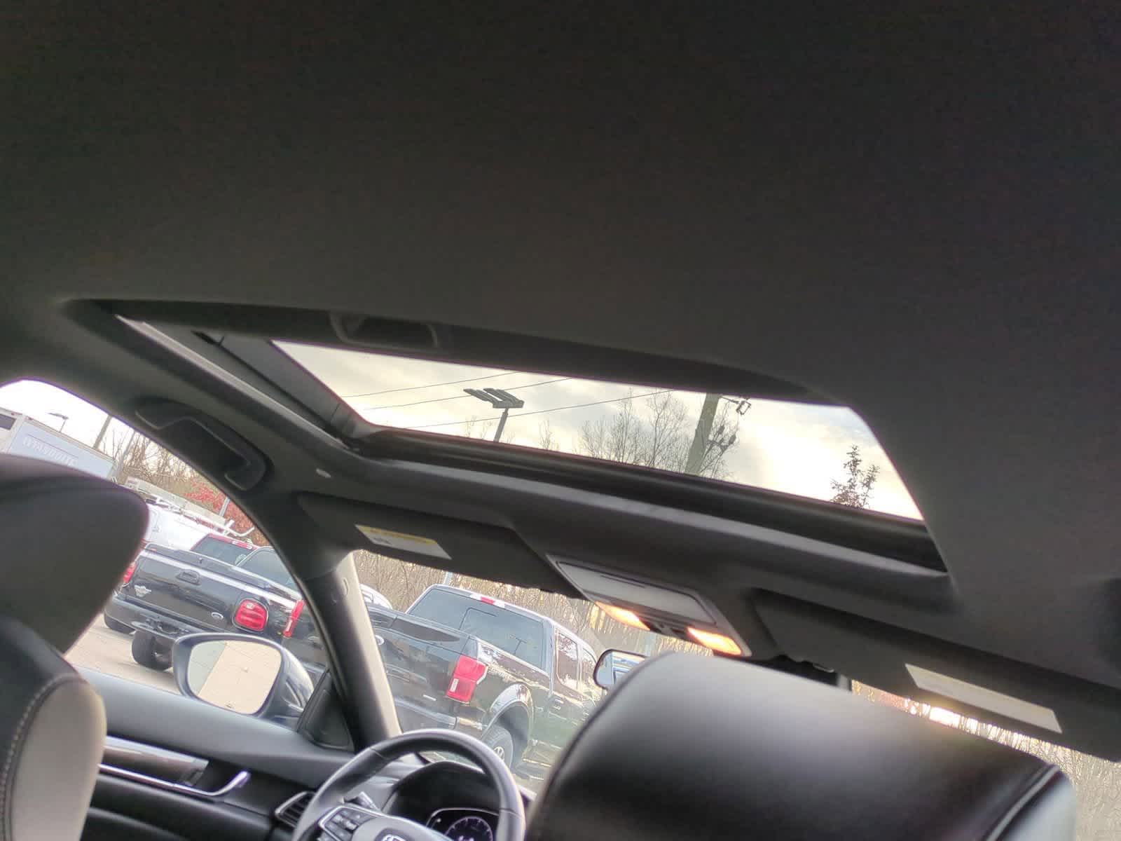 Thumbnail: 2022 Honda Accord - 22