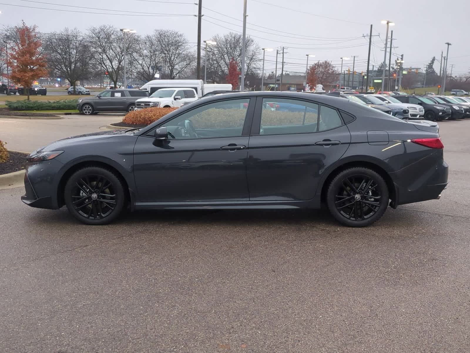 Thumbnail: 2025 Toyota Camry - 5