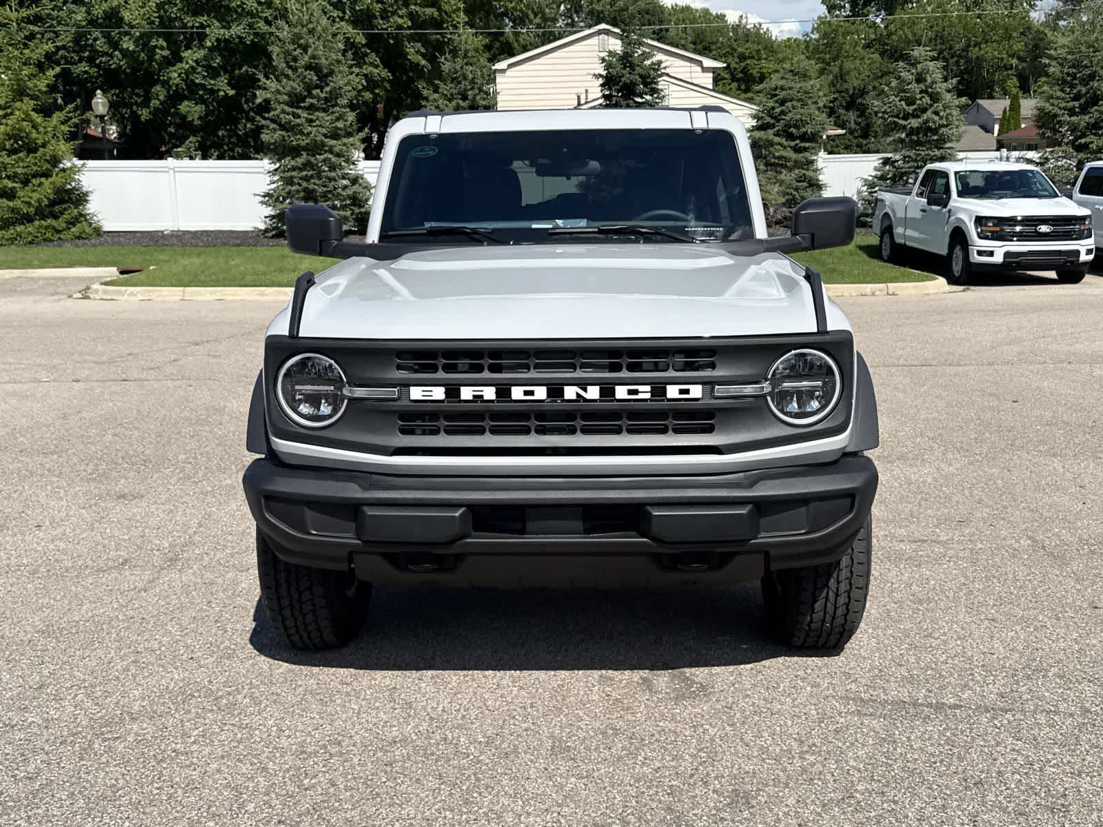 Thumbnail: 2026 Ford Bronco - 3