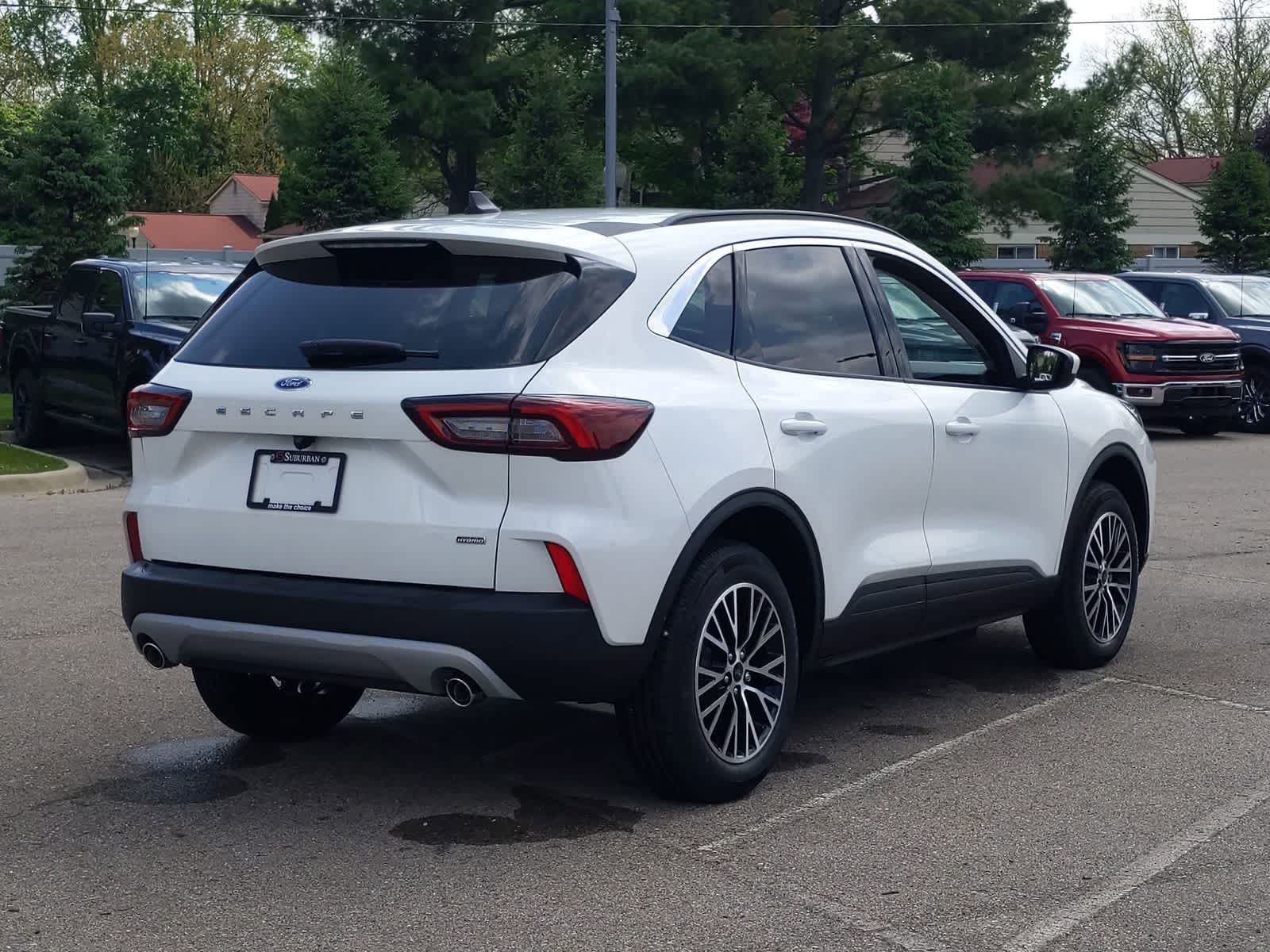 Thumbnail: 2024 Ford Escape - 8