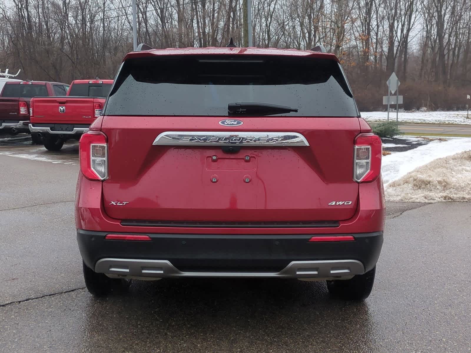 Thumbnail: 2022 Ford Explorer - 7