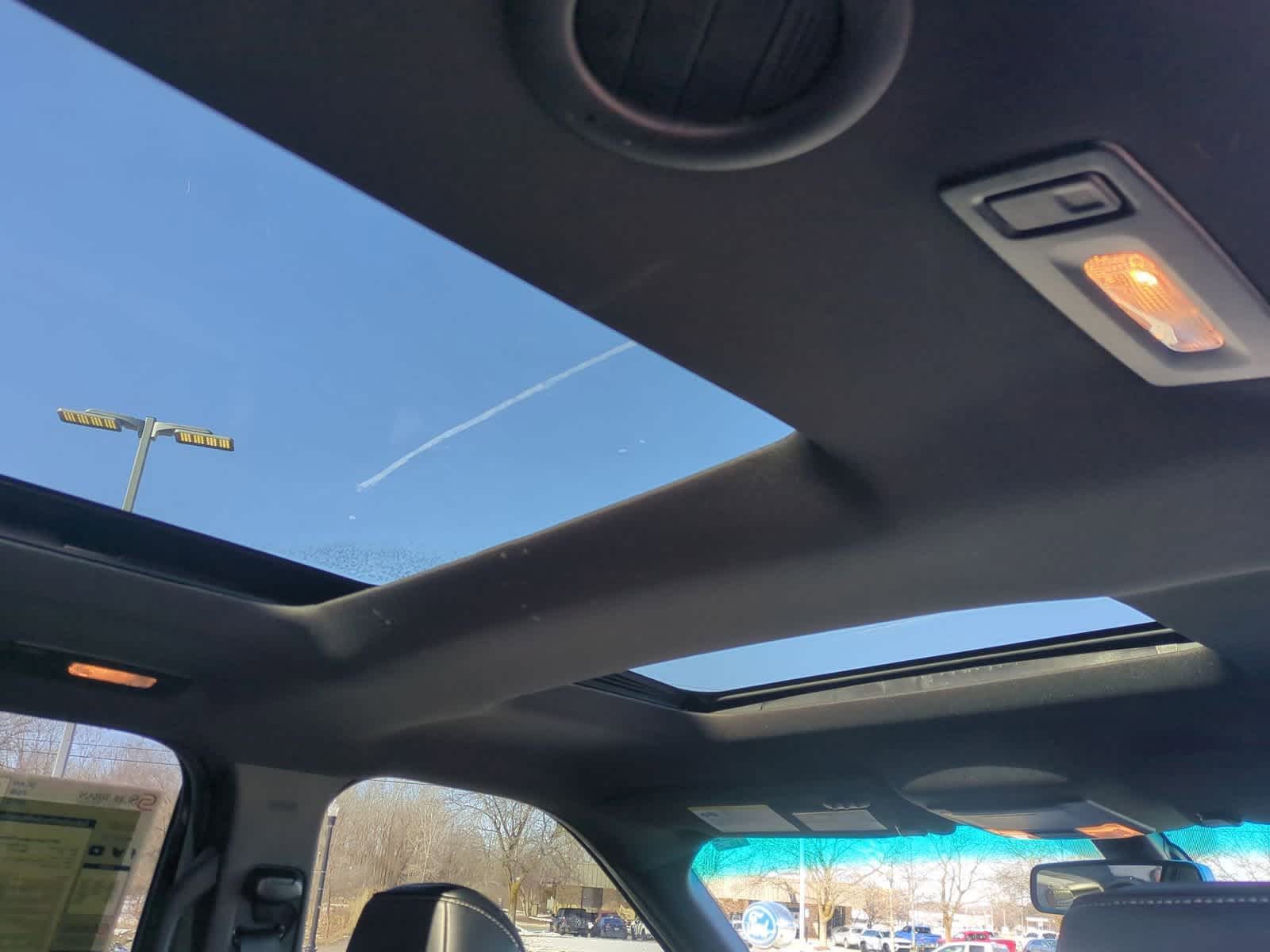 Thumbnail: 2017 Ford Explorer - 24