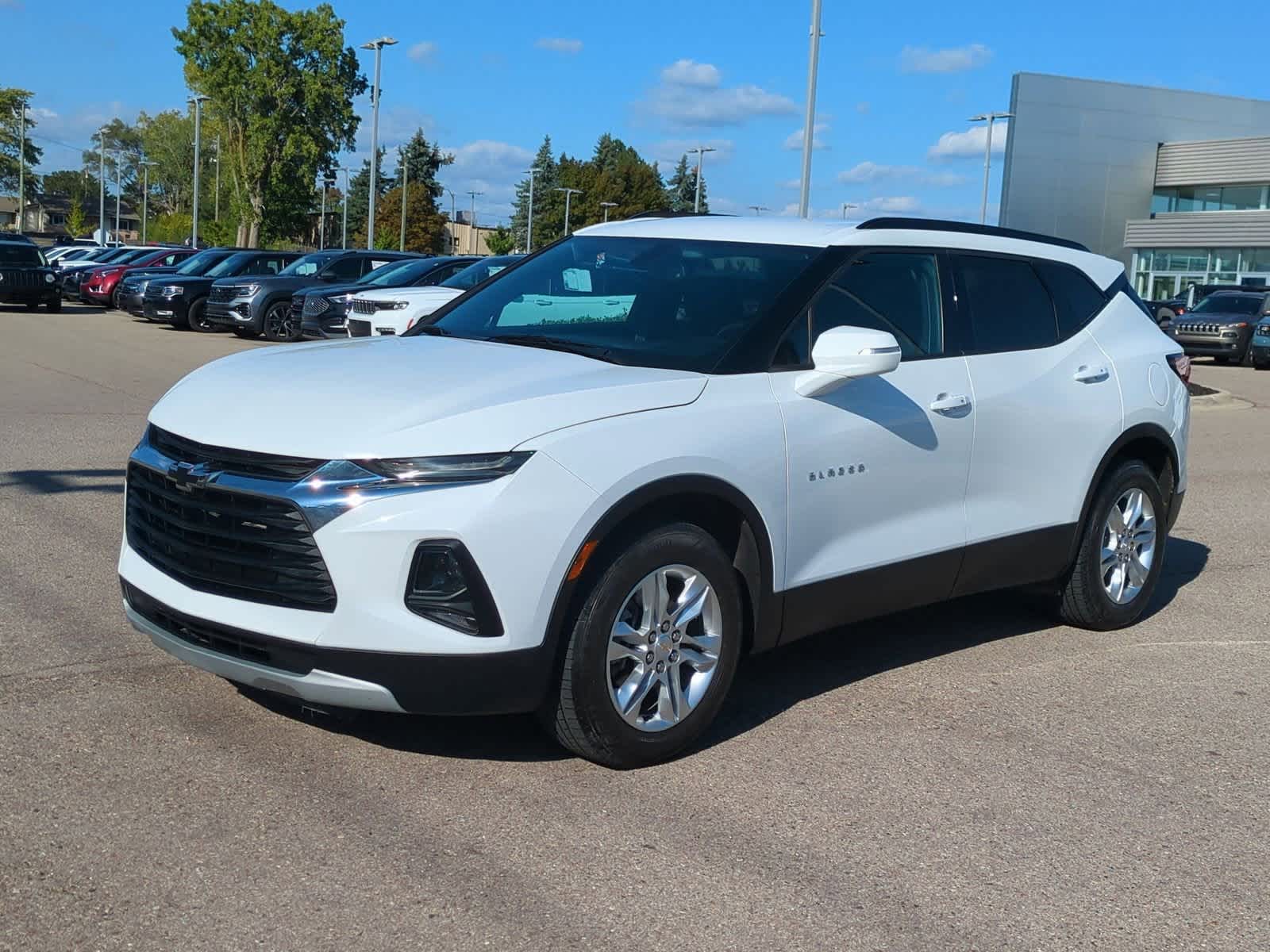 Thumbnail: 2020 Chevrolet Blazer - 4