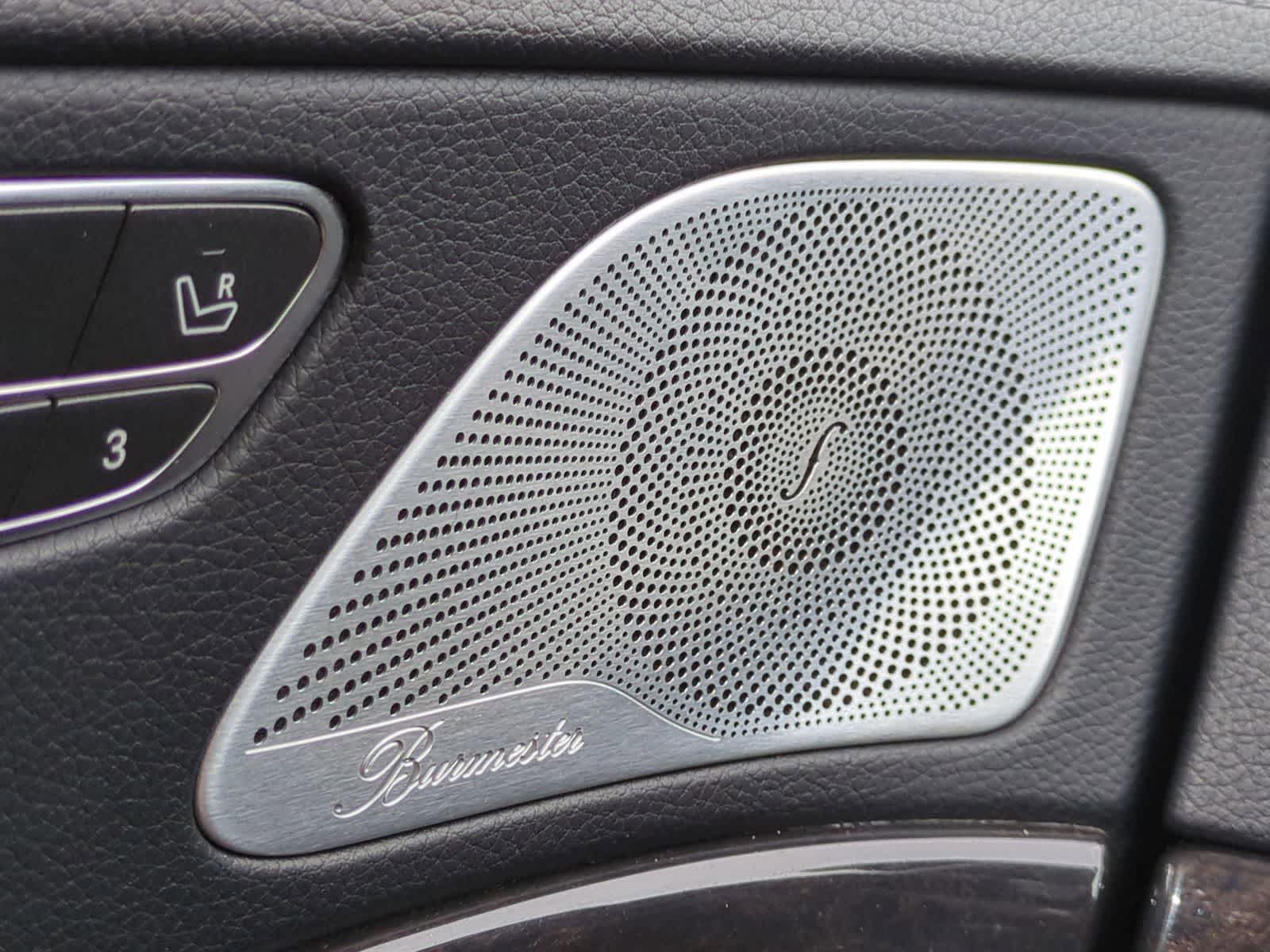 Thumbnail: 2017 Mercedes-Benz S-Class - 32