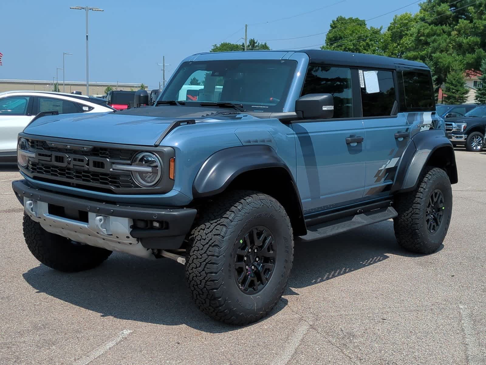 Thumbnail: 2025 Ford Bronco - 4
