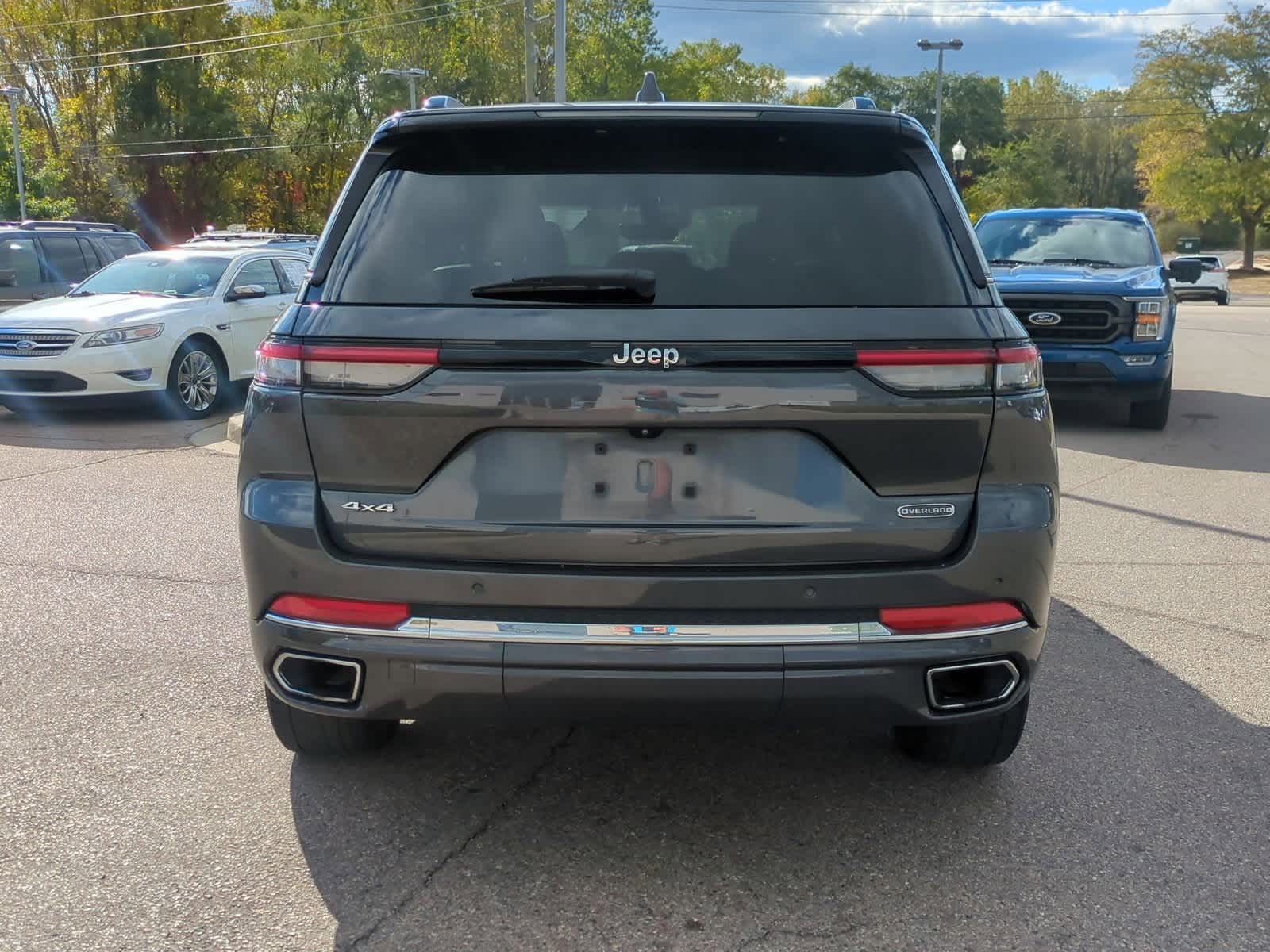 Thumbnail: 2022 Jeep Grand Cherokee - 7
