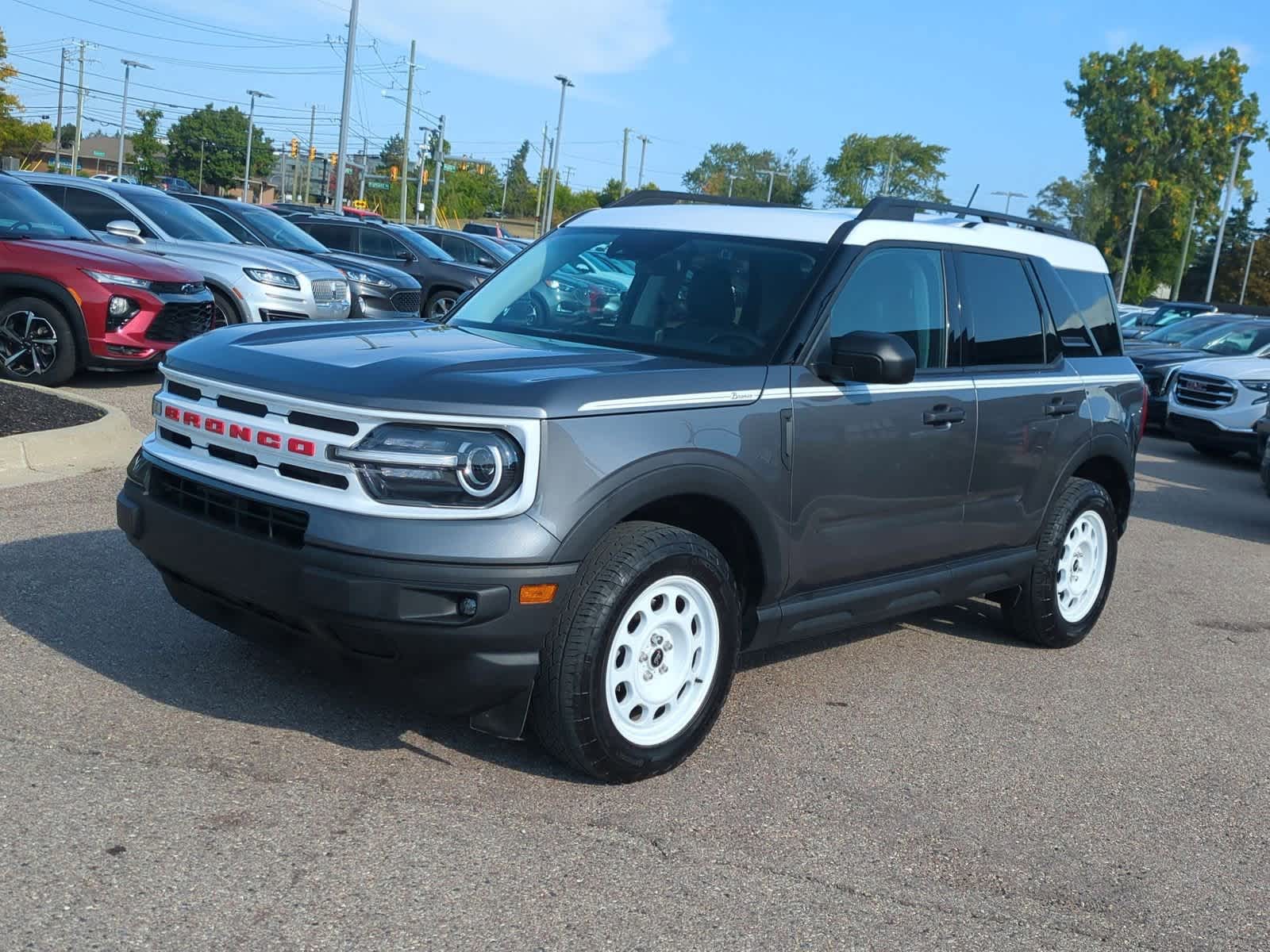 Thumbnail: 2023 Ford Bronco Sport - 4