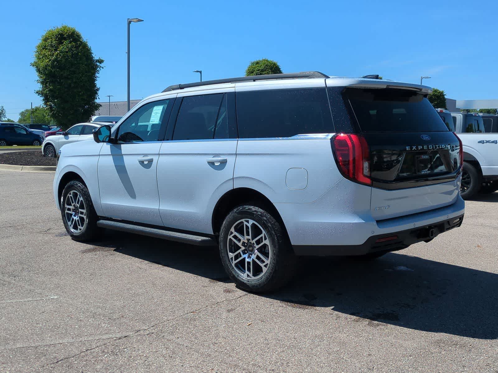 Thumbnail: 2026 Ford Expedition - 6