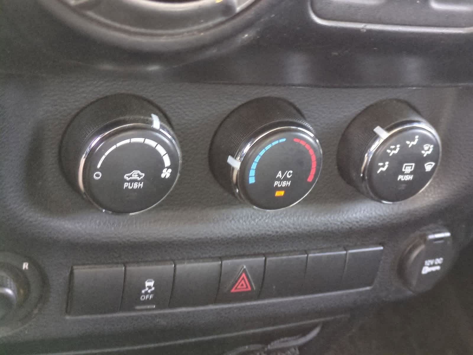 2012 Jeep Wrangler Sport 24