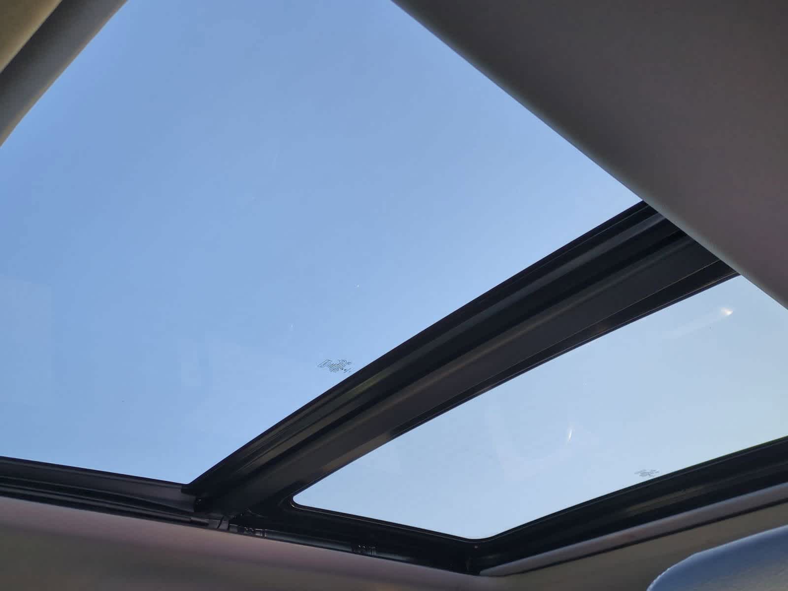 Thumbnail: 2021 Ford Econoline - 19