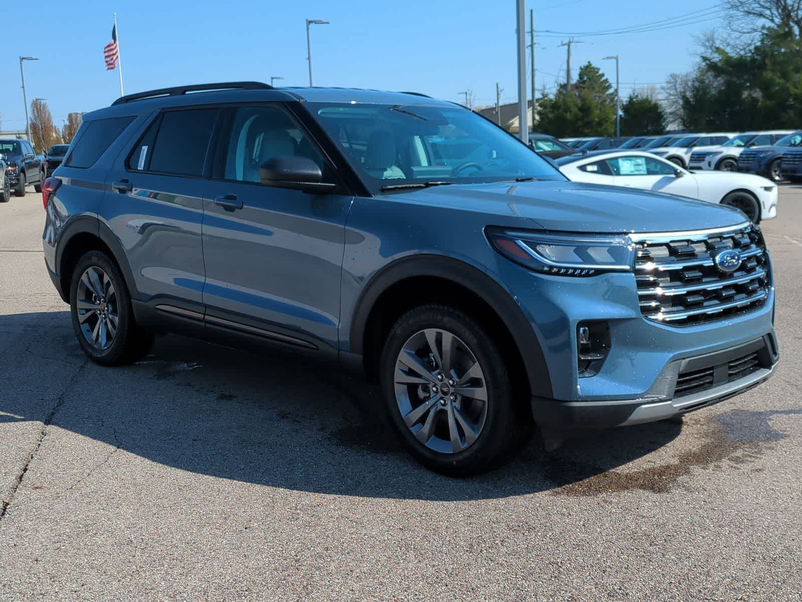 Thumbnail: 2026 Ford Explorer - 2