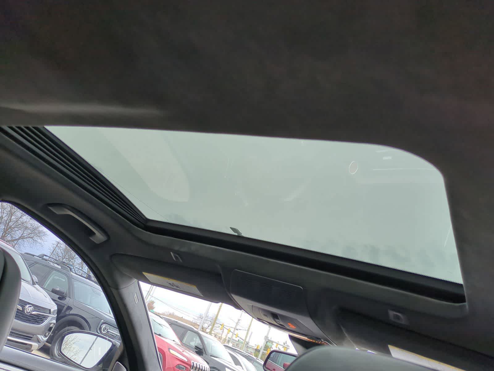 Thumbnail: 2016 BMW M5 - 22