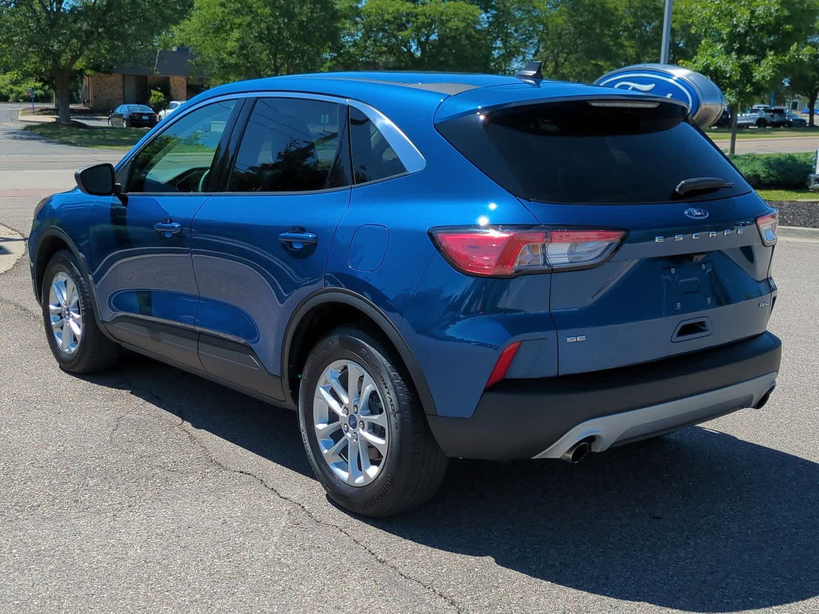 Thumbnail: 2022 Ford Escape - 6