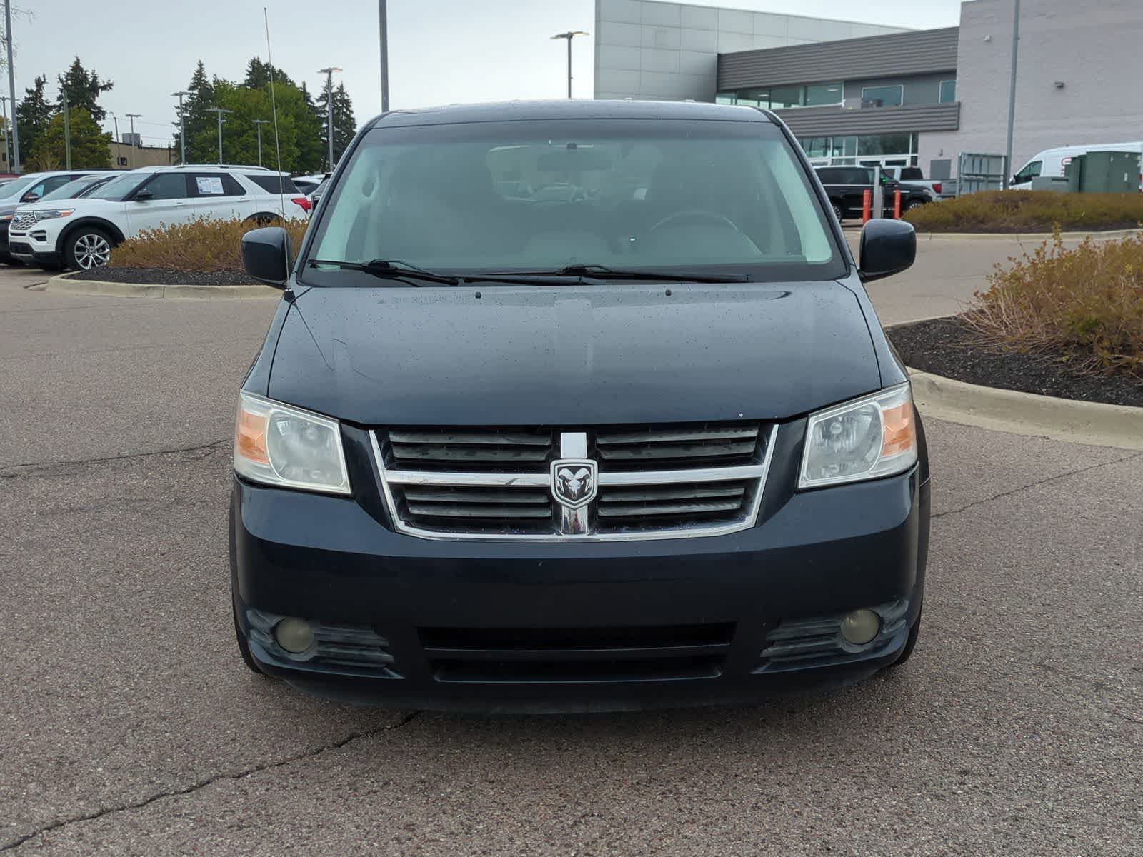 Thumbnail: 2008 Dodge Grand Caravan - 3