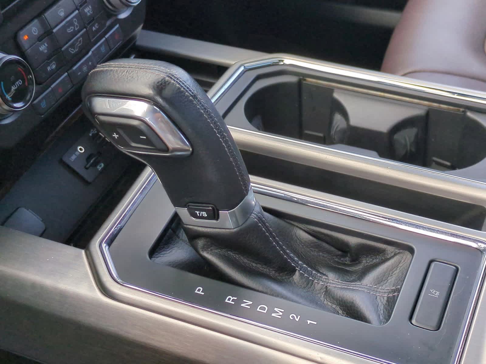 Thumbnail: 2015 Ford F-150 - 34