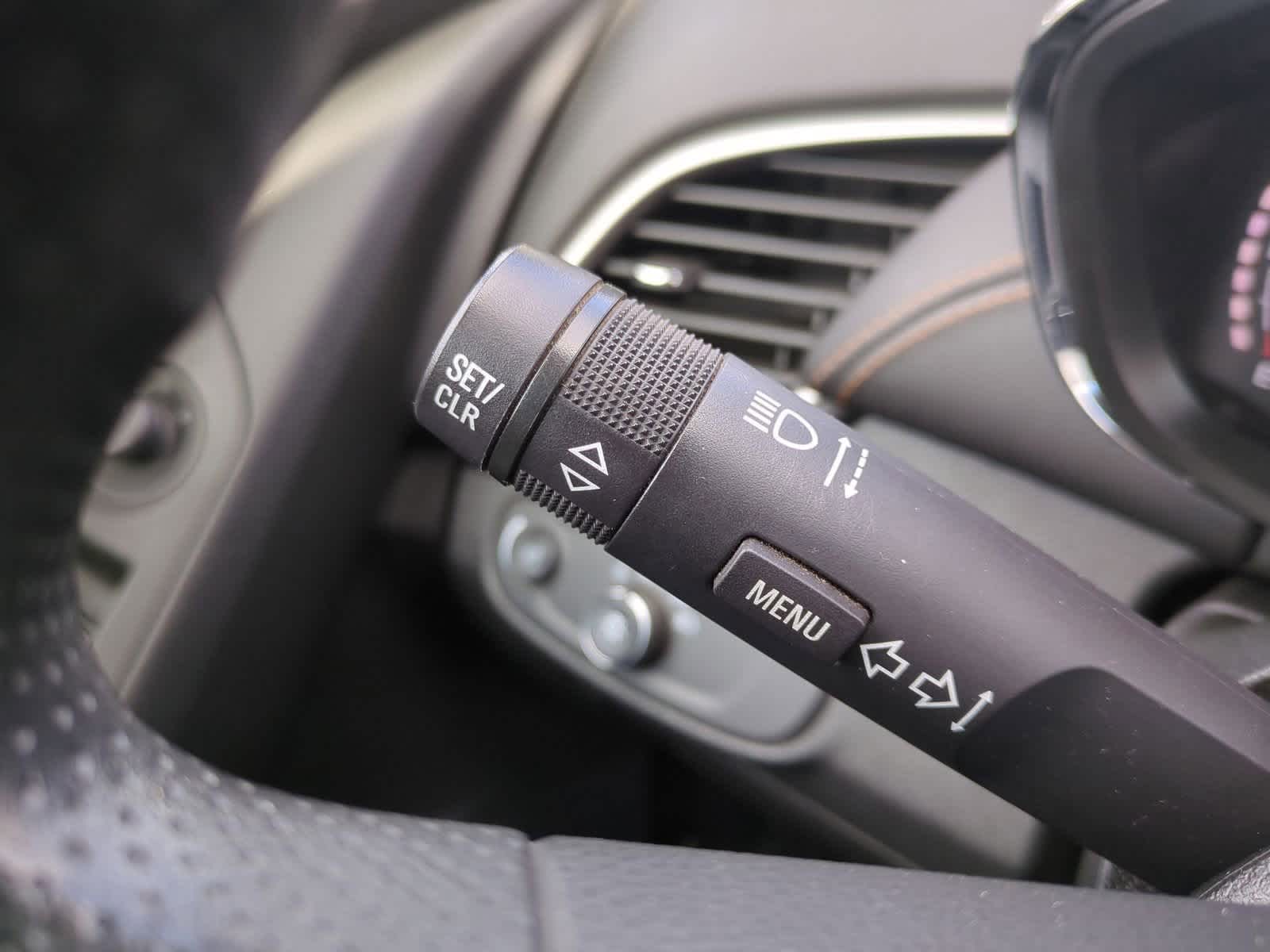 Thumbnail: 2020 Chevrolet Trax - 25